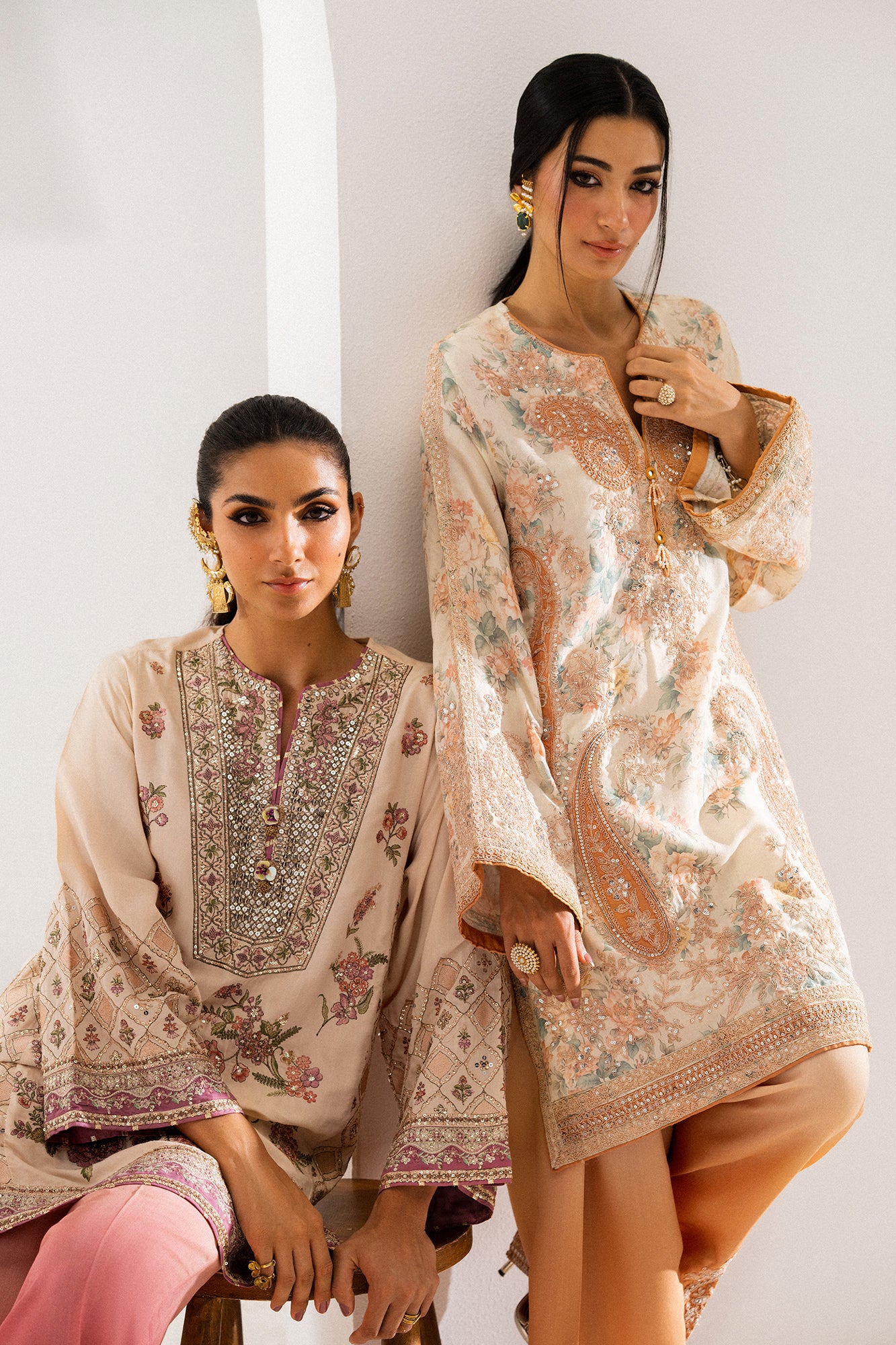 EMBROIDERED SUIT (E0798/104/227)