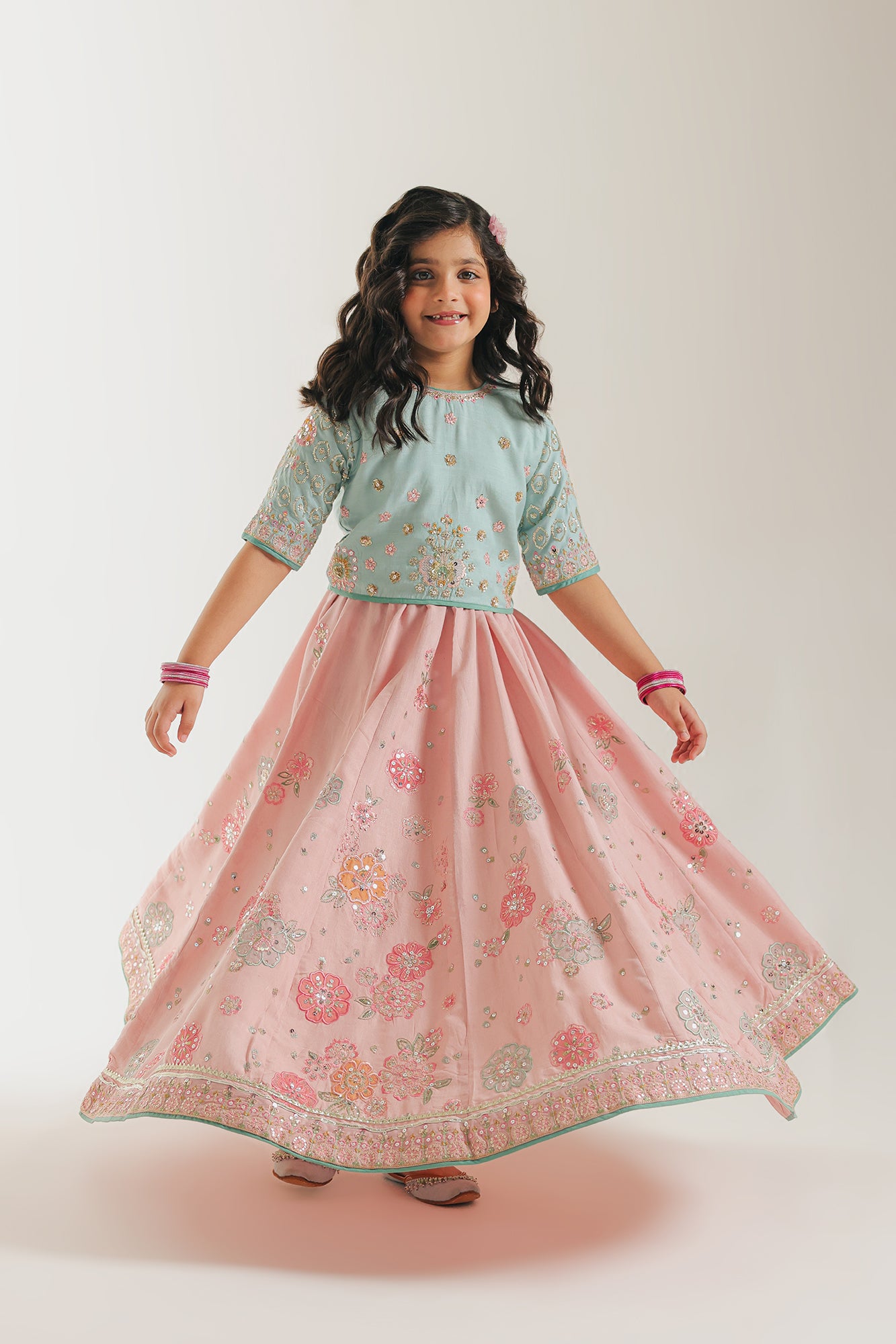 EMBROIDERED SUIT (E0229/415/720)