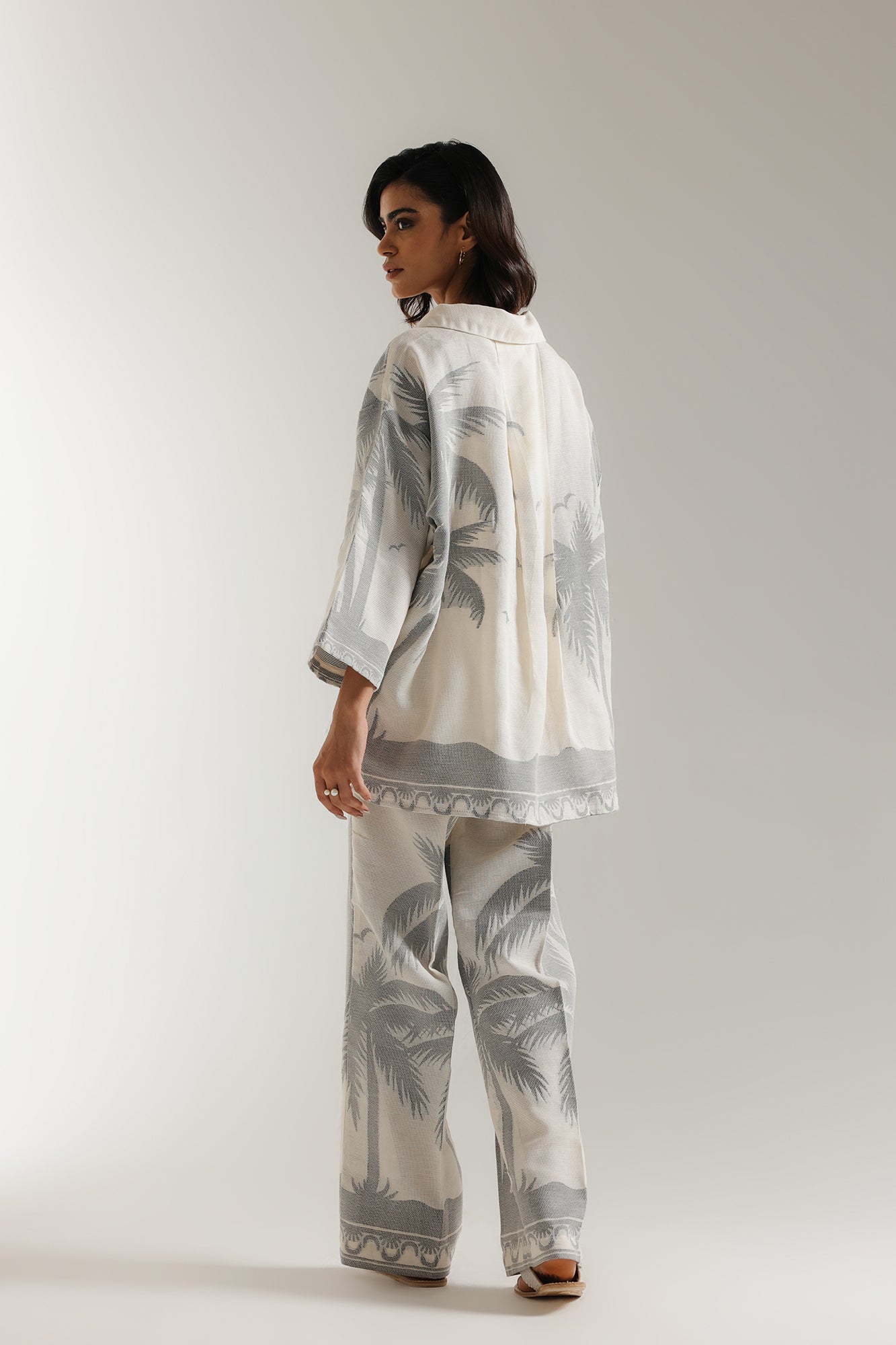 PRINTED SUIT (E0607/106/902)