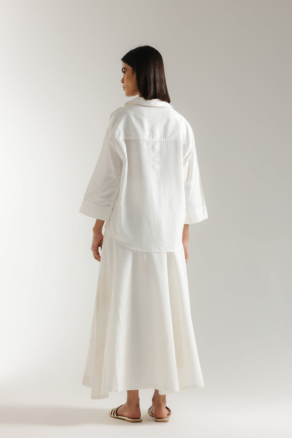 EMBROIDERED SUIT (E0611/106/001)