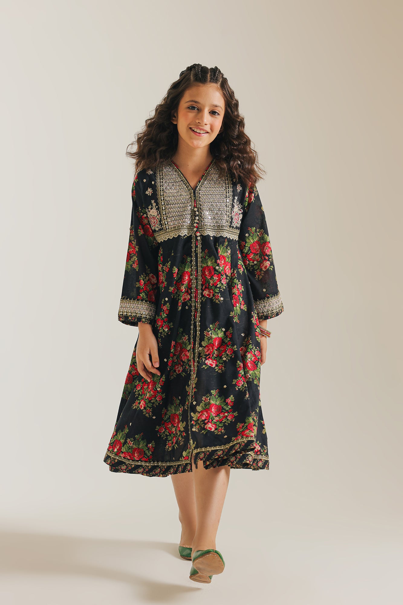 EMBROIDERED SUIT (E0662/404/902)