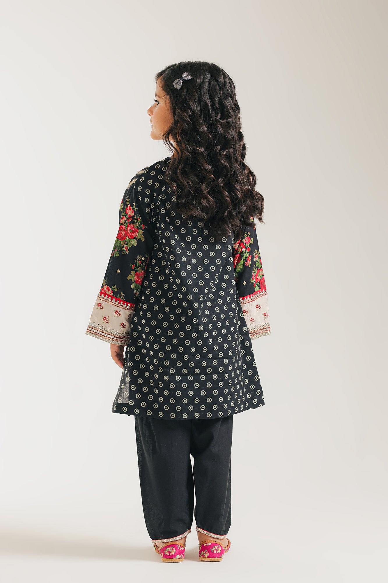 EMBROIDERED SUIT (E0666/404/902)