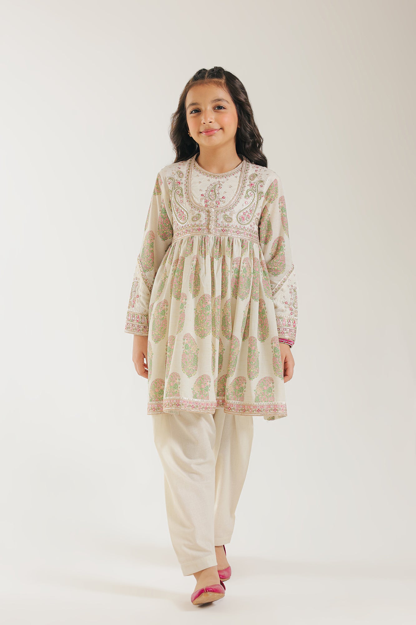 EMBROIDERED SUIT (E0667/404/002)