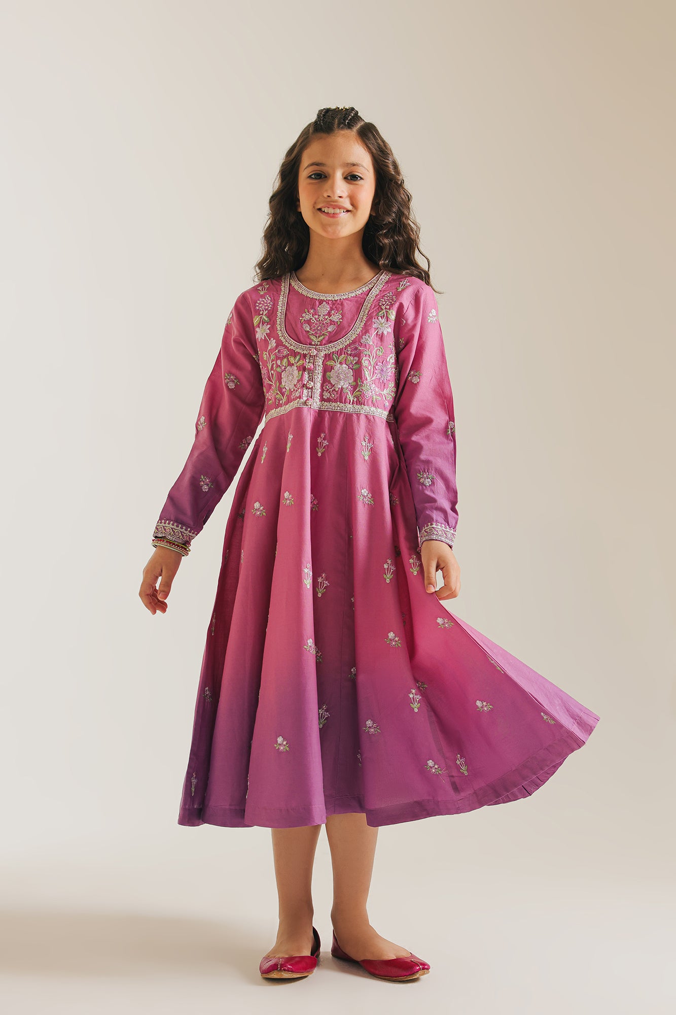 EMBROIDERED PISHWAS (E0681/404/527)