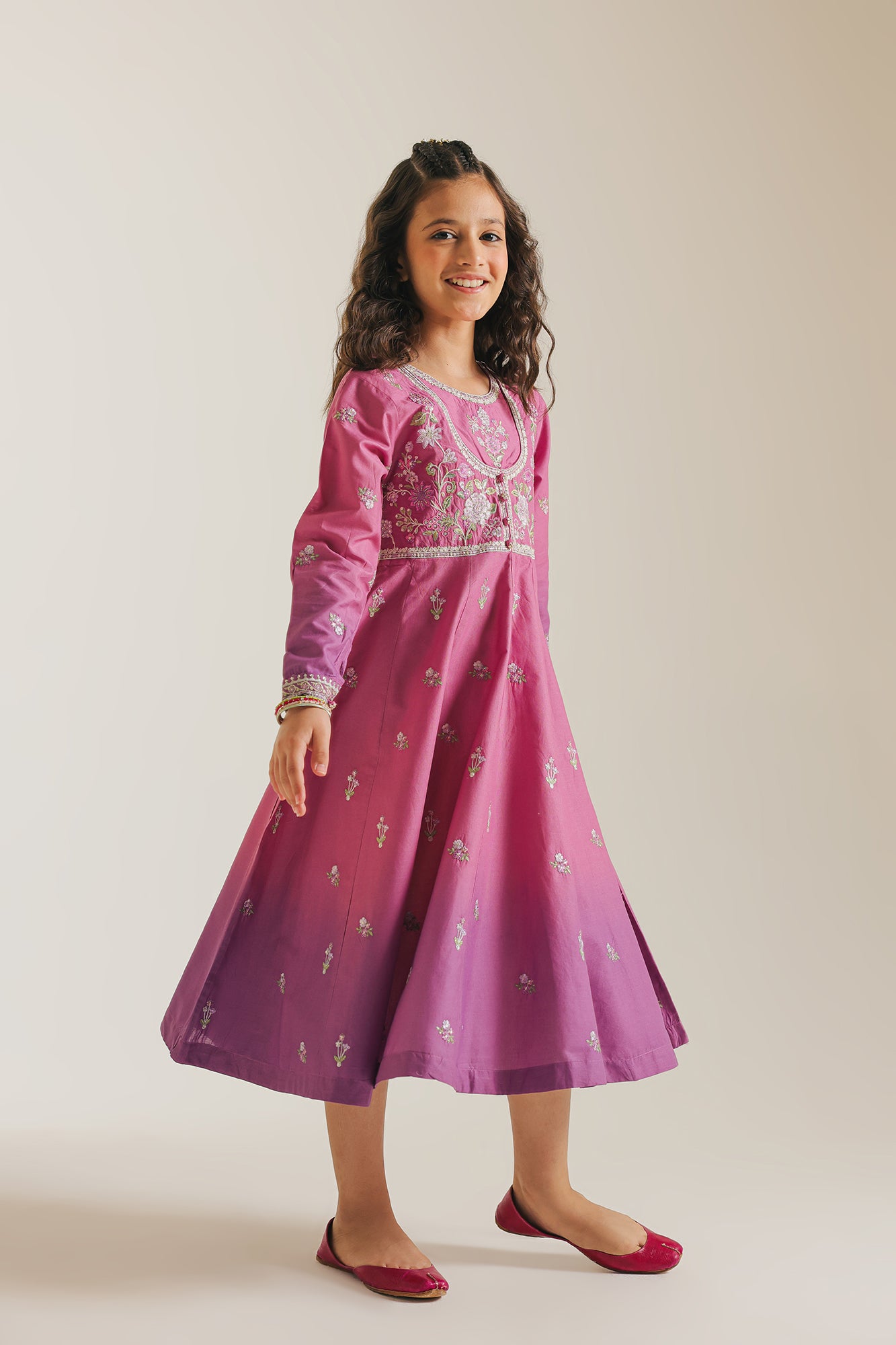 EMBROIDERED PISHWAS (E0681/404/527)