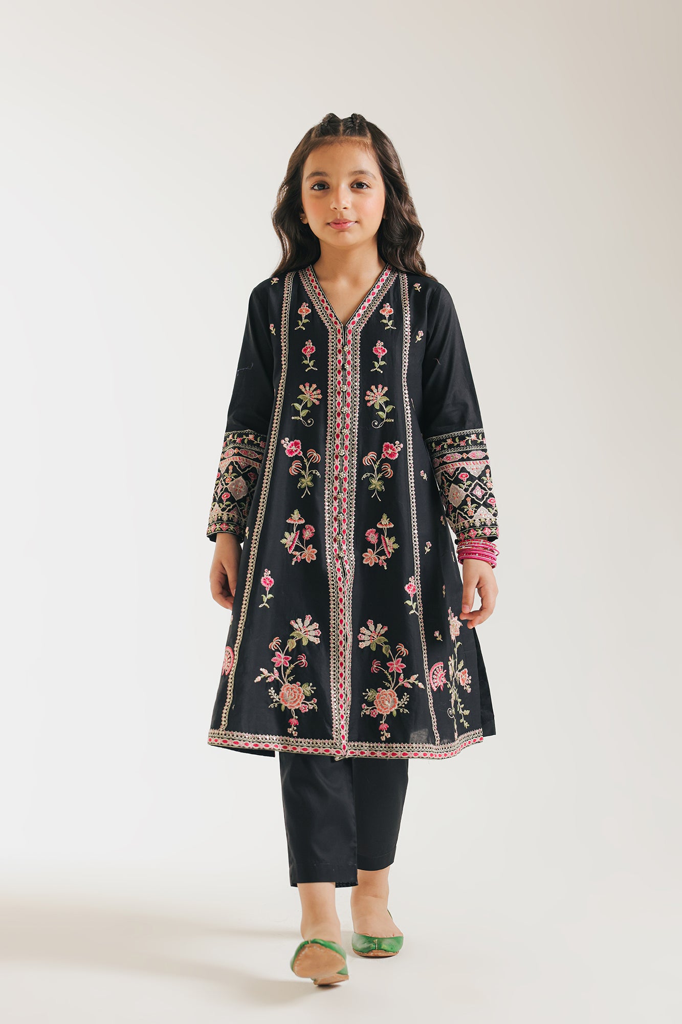 EMBROIDERED SUIT (E0703/404/902)