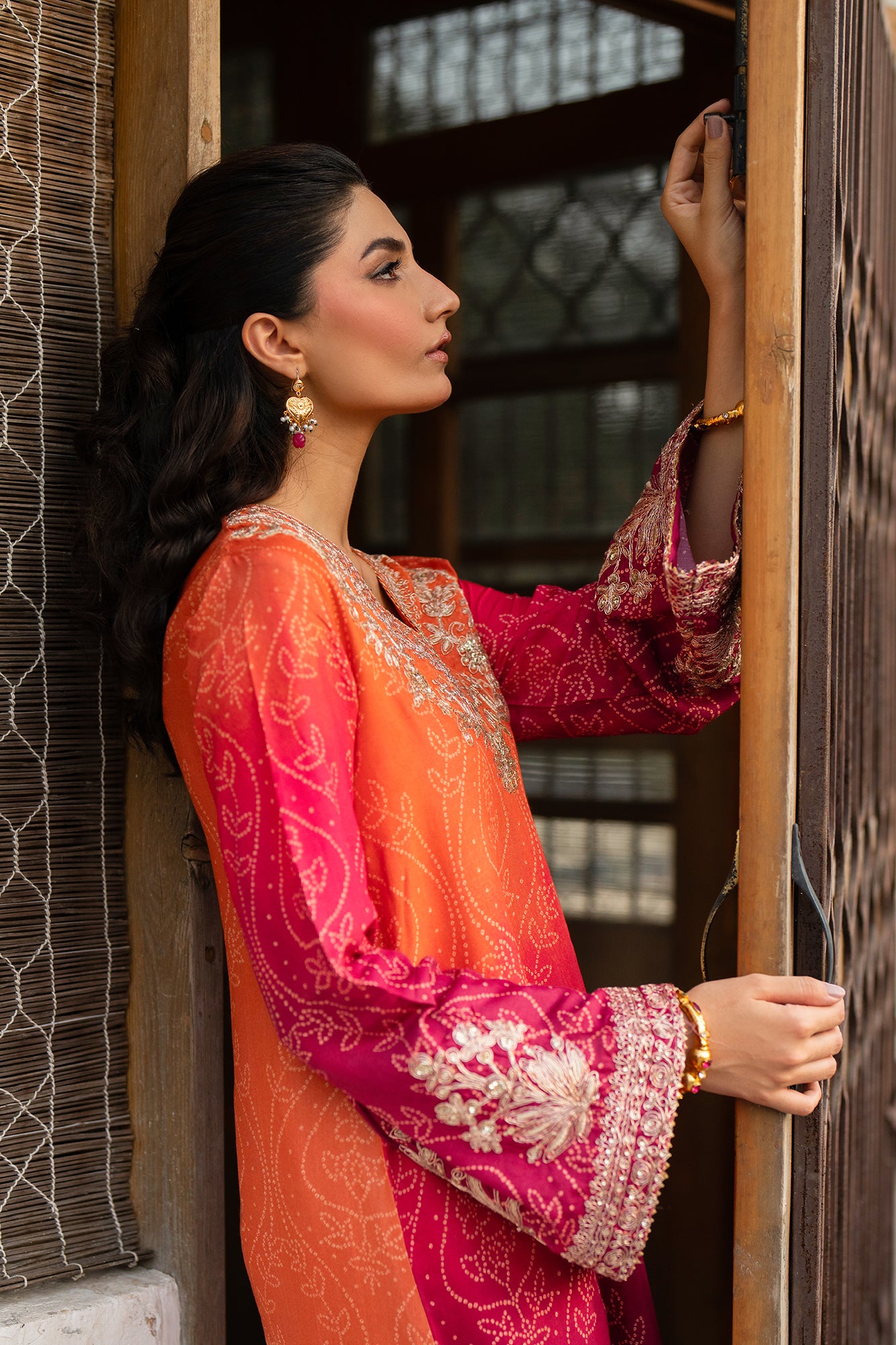 EMBROIDERED SUIT (E0792/104/212)