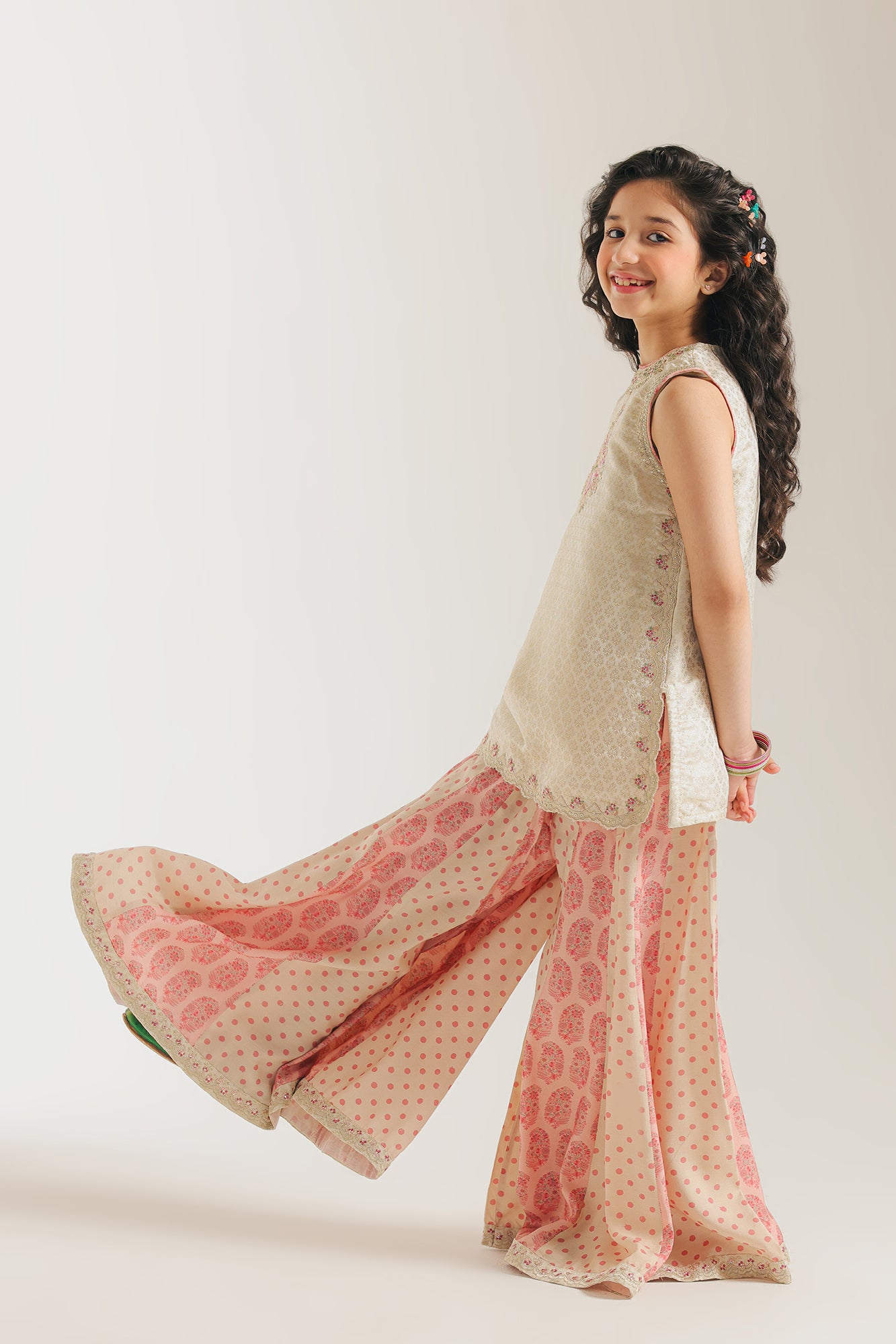 EMBROIDERED SUIT (E0818/404/002)