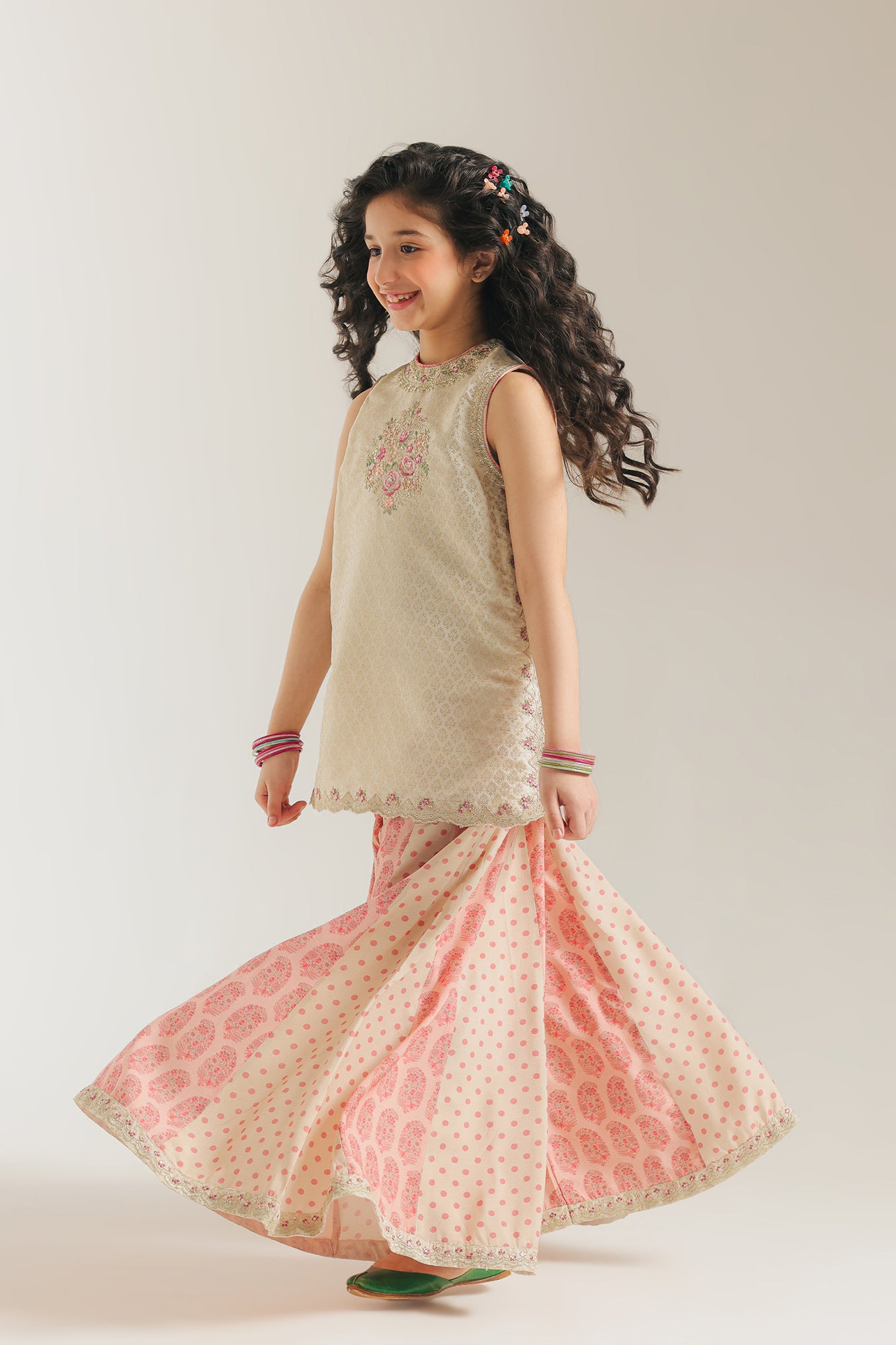 EMBROIDERED SUIT (E0818/404/002)