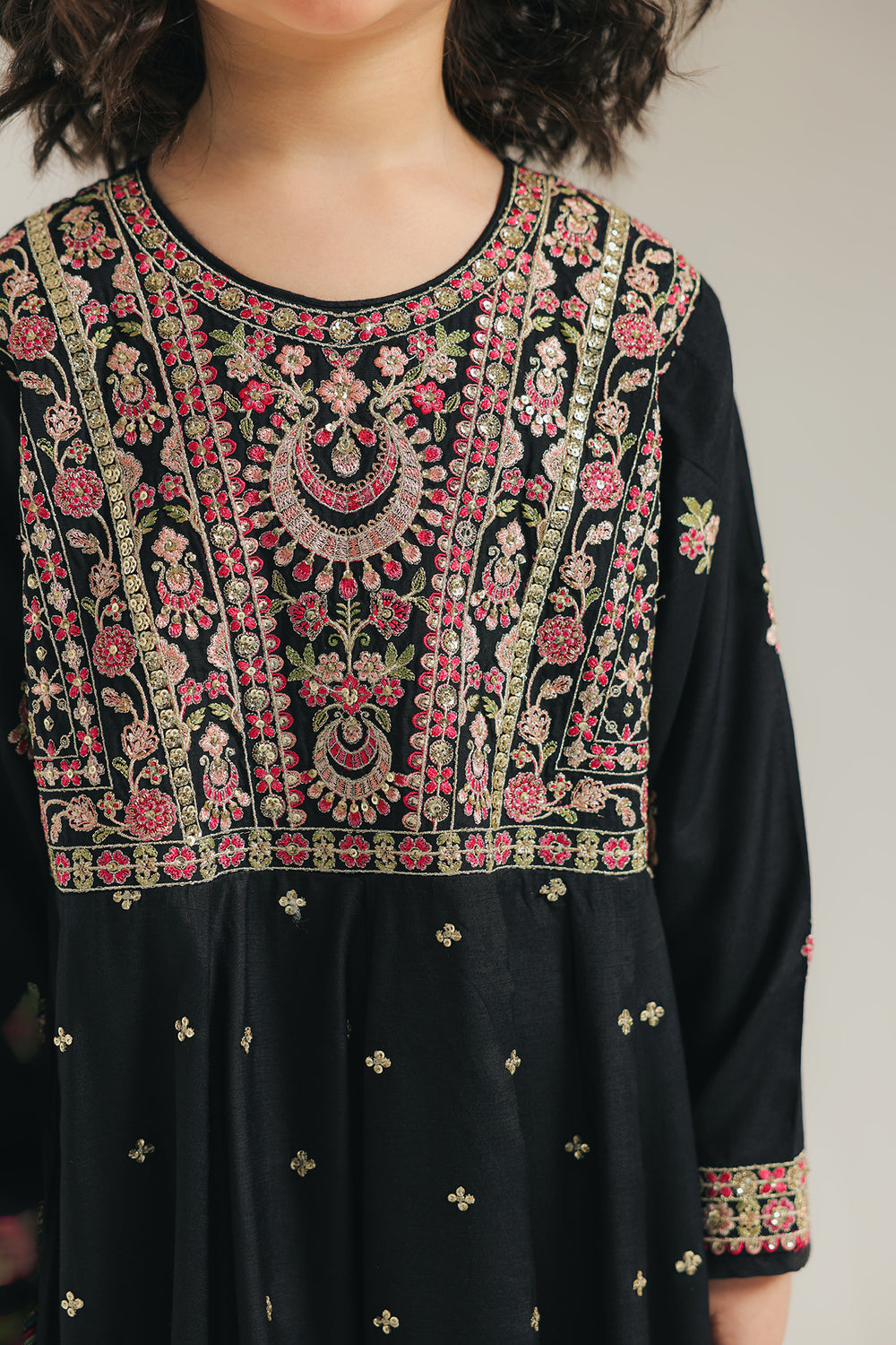 EMBROIDERED DRESS (E0822/404/902)