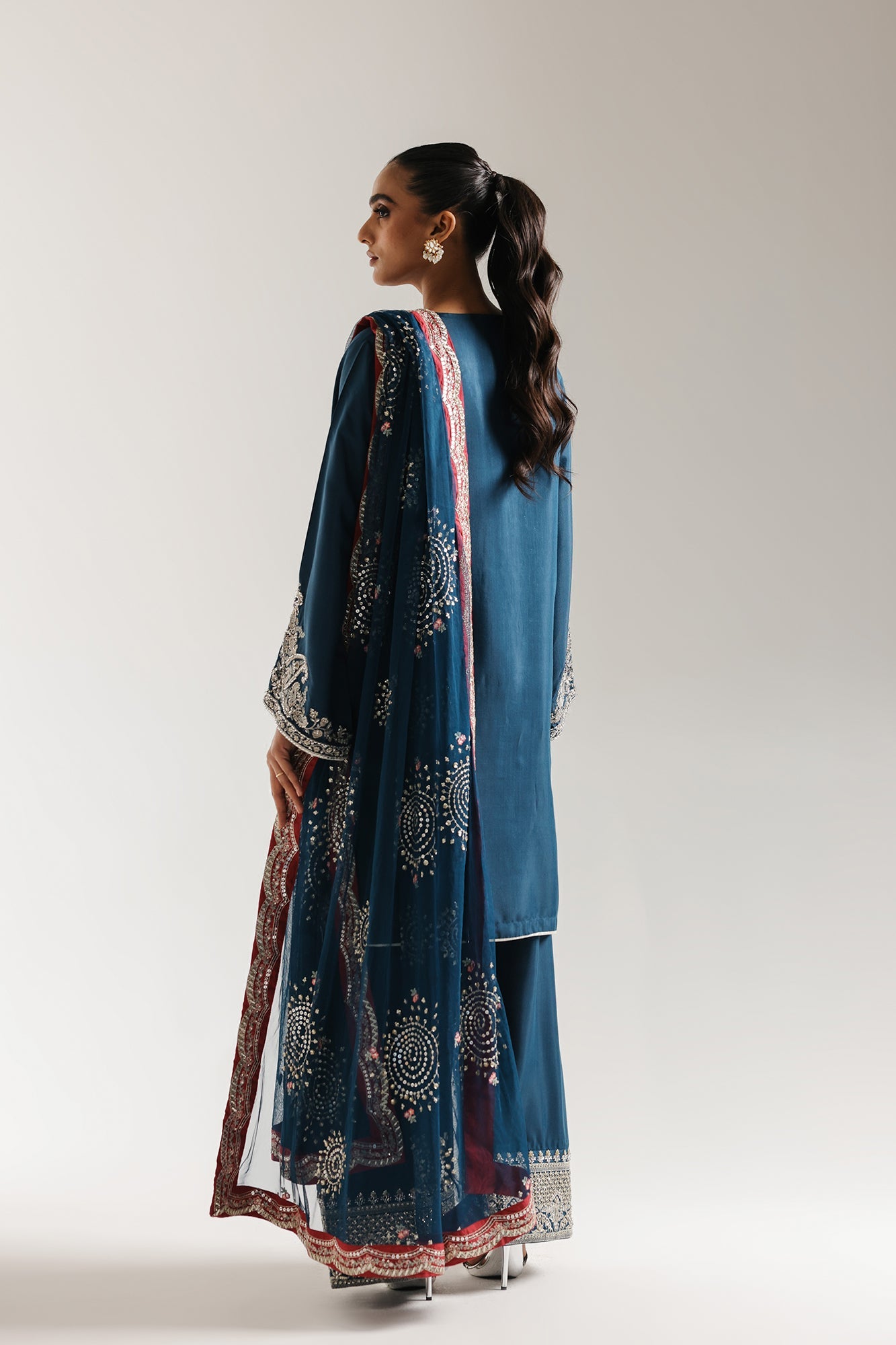 EMBROIDERED SUIT (E0847/104/602)