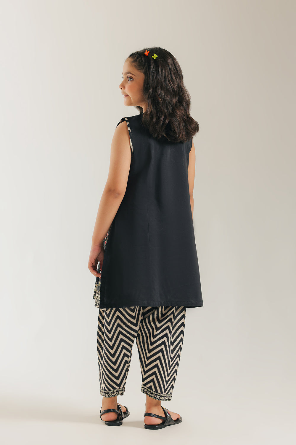 EMBROIDERED SUIT (E0856/404/902)