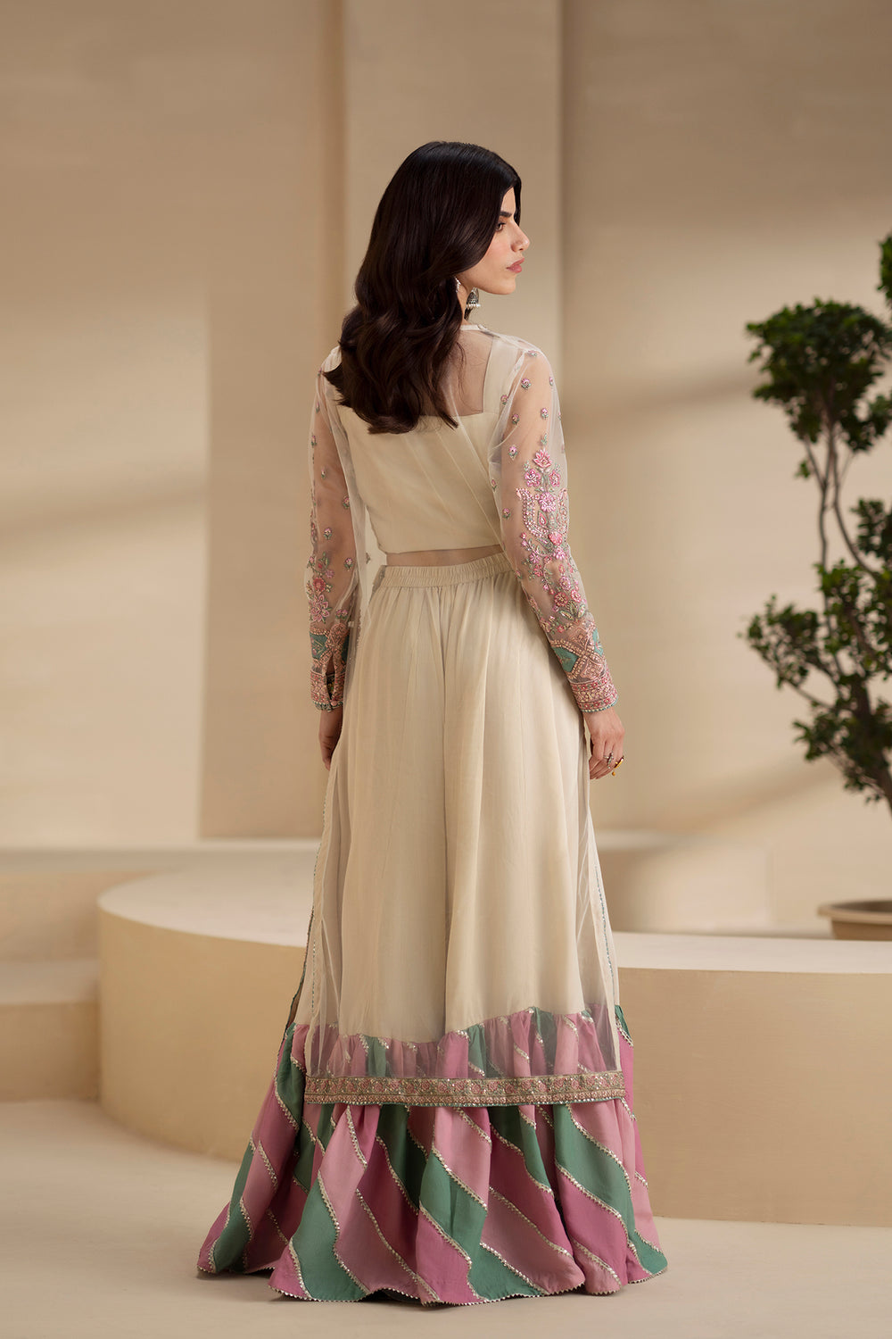 EMBROIDERED SUIT (E0906/104/003)