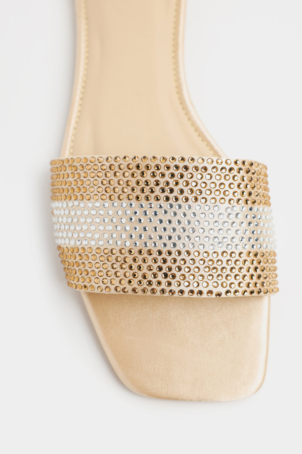 SANDAL (E0966/109/131)