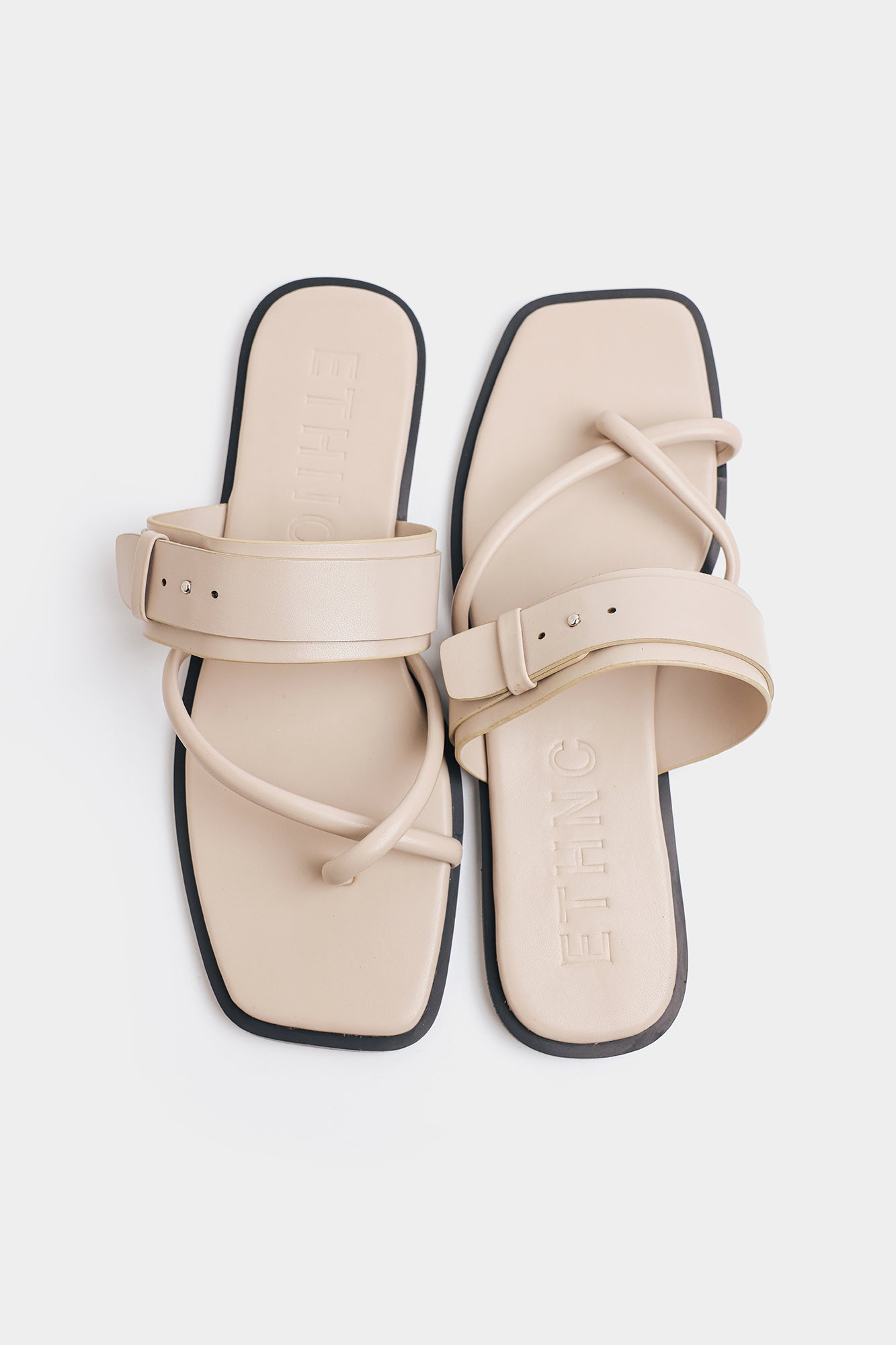 SANDAL (E0977/109/330)