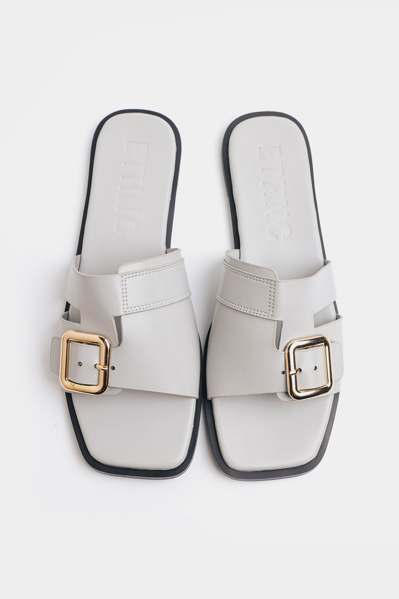 SANDAL (E0978/109/911)