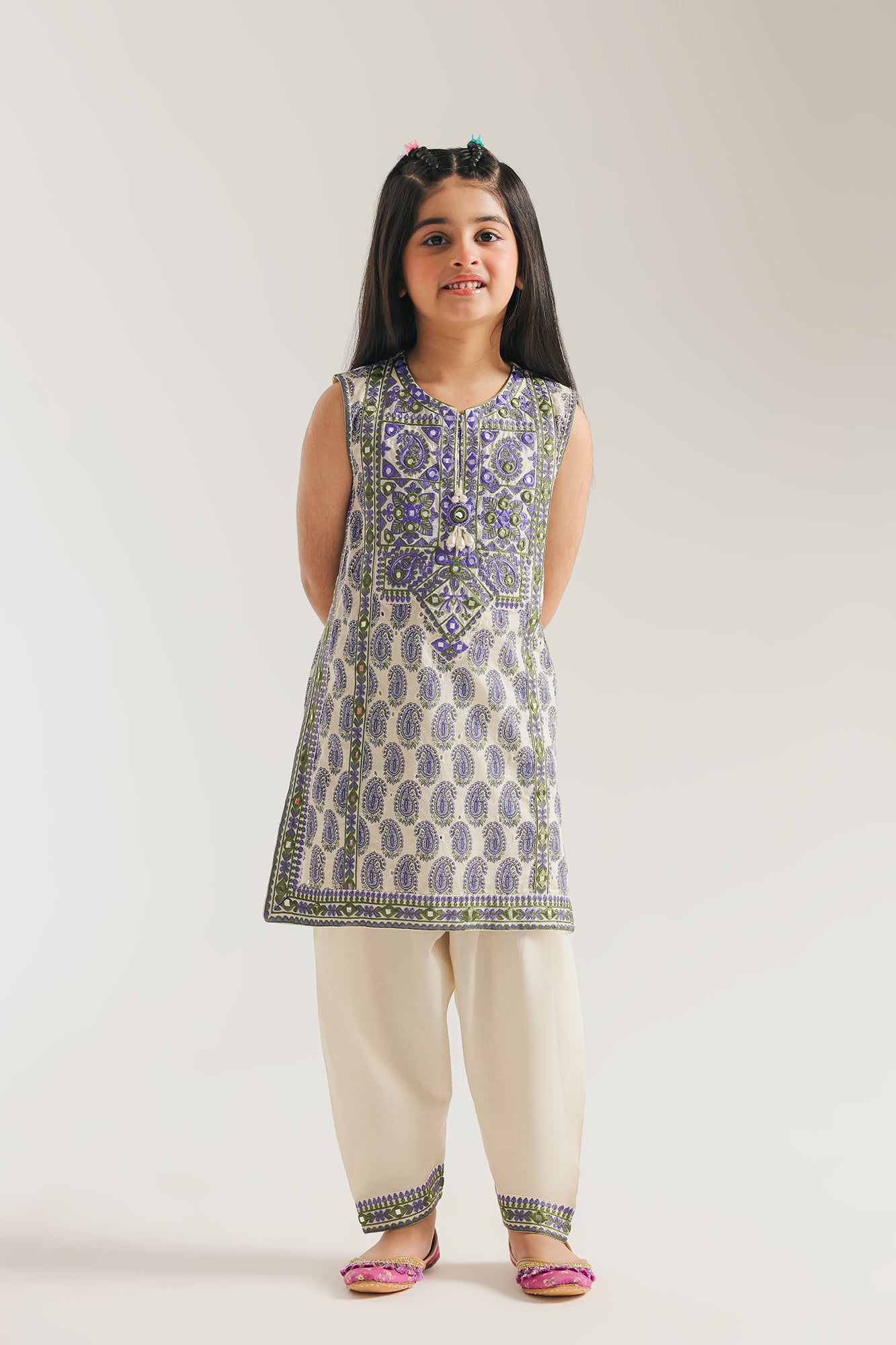 EMBROIDERED SUIT (E1239/402/002)