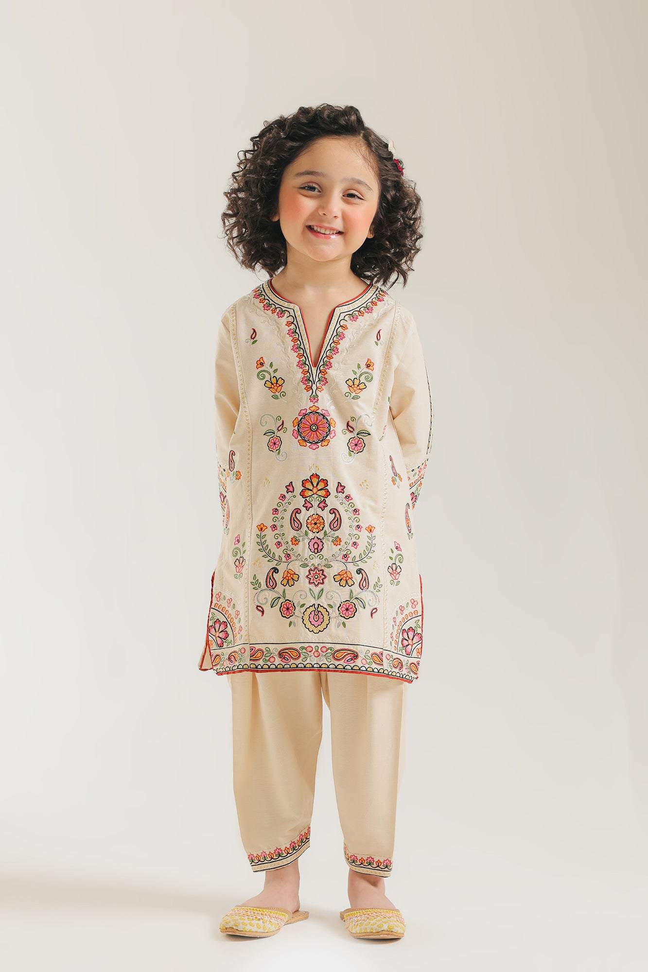 EMBROIDERED SUIT (E1359/402/002)