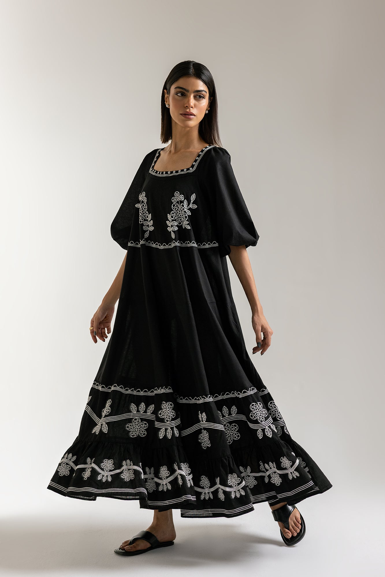 DRESS (E108/902/2273)