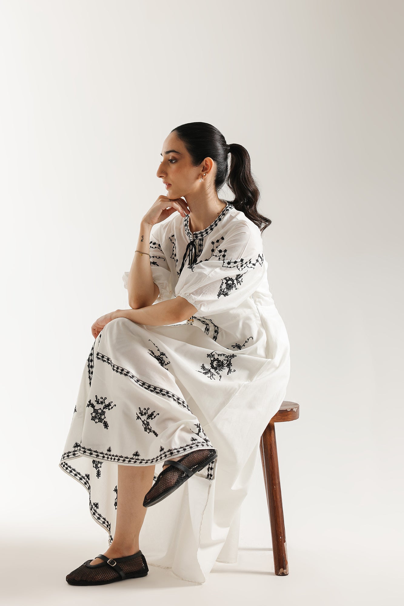 DRESS (E2306/108/001)