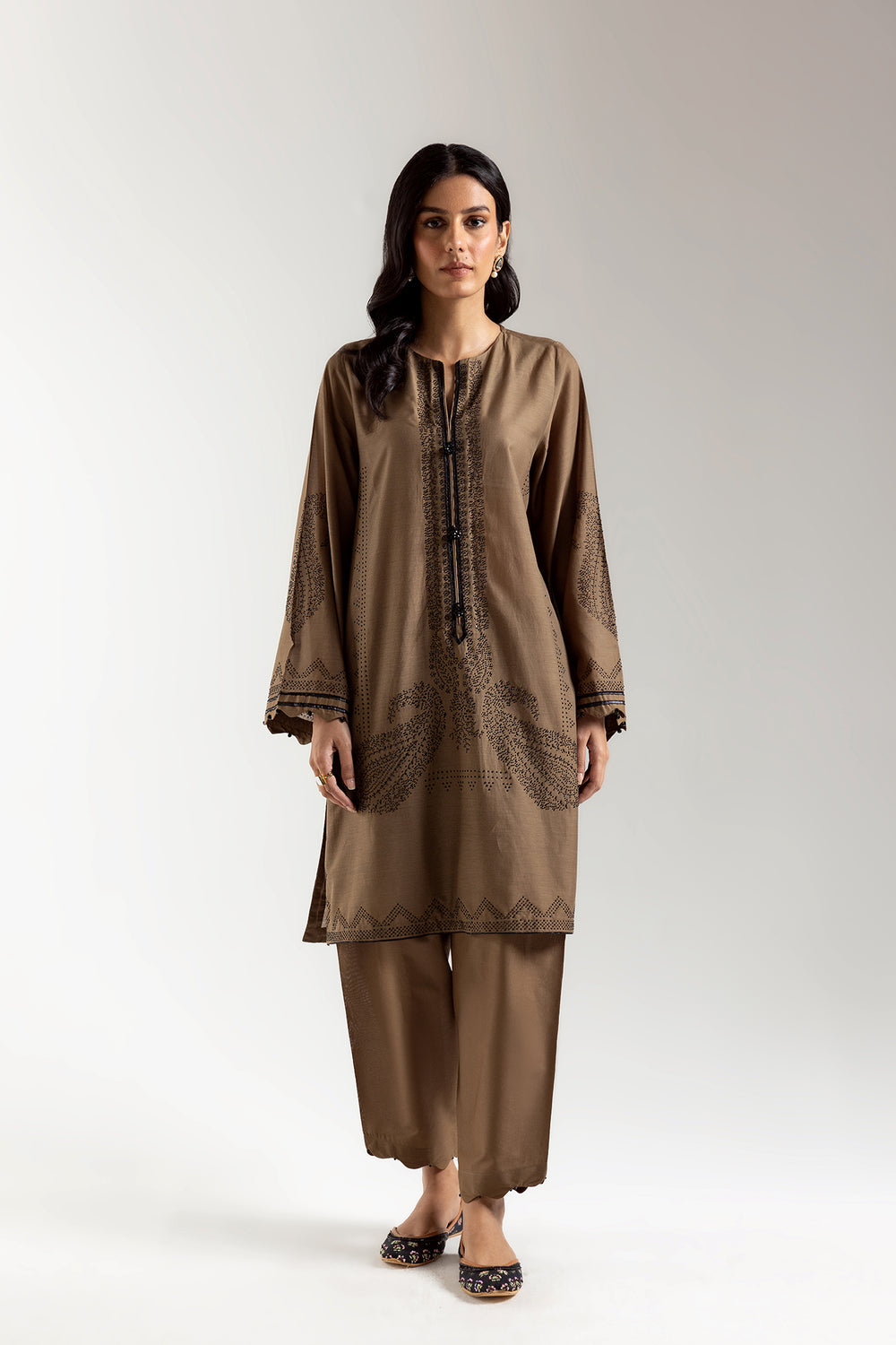 EMBROIDERED SUIT (E3023/103/116)