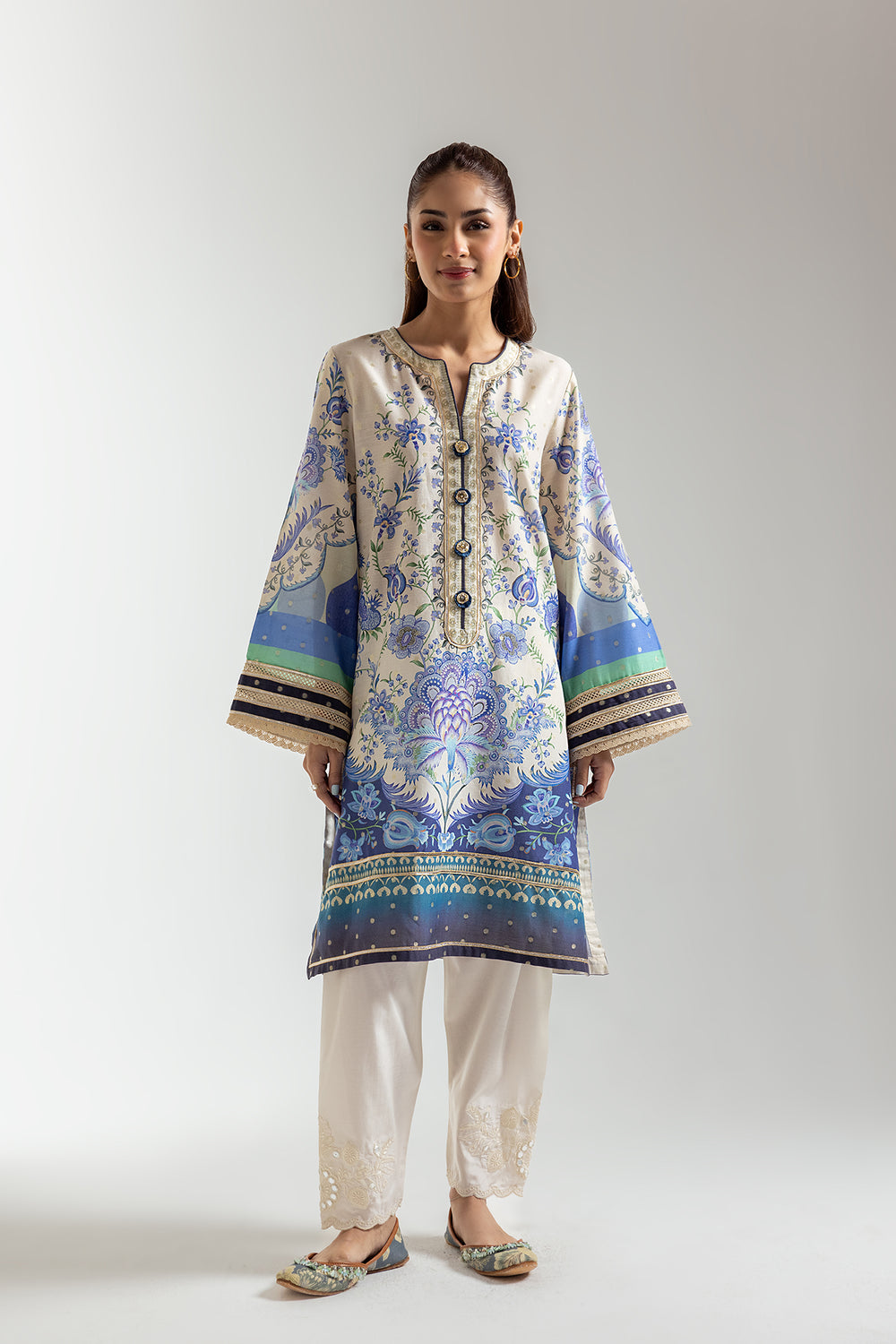 EMBROIDERED SUIT (E103/006/3071)