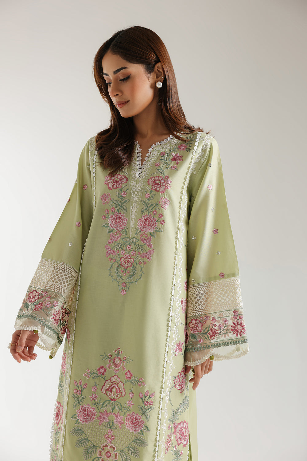 EMBROIDERED SUIT (E3133/103/127)