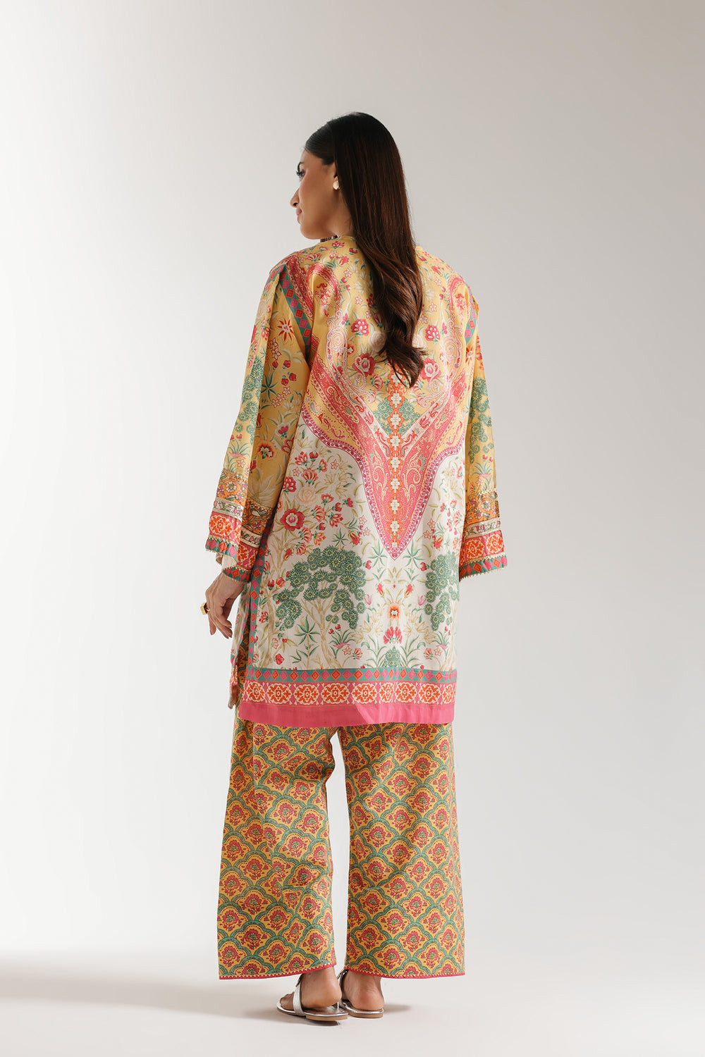 EMBROIDERED SUIT (E3161/103/105)