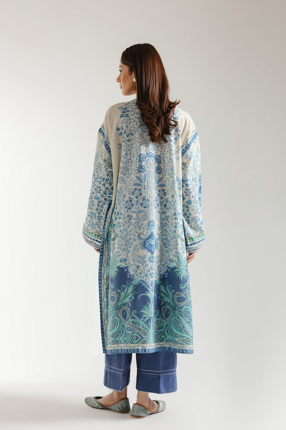 EMBROIDERED SUIT (E3162/103/005)