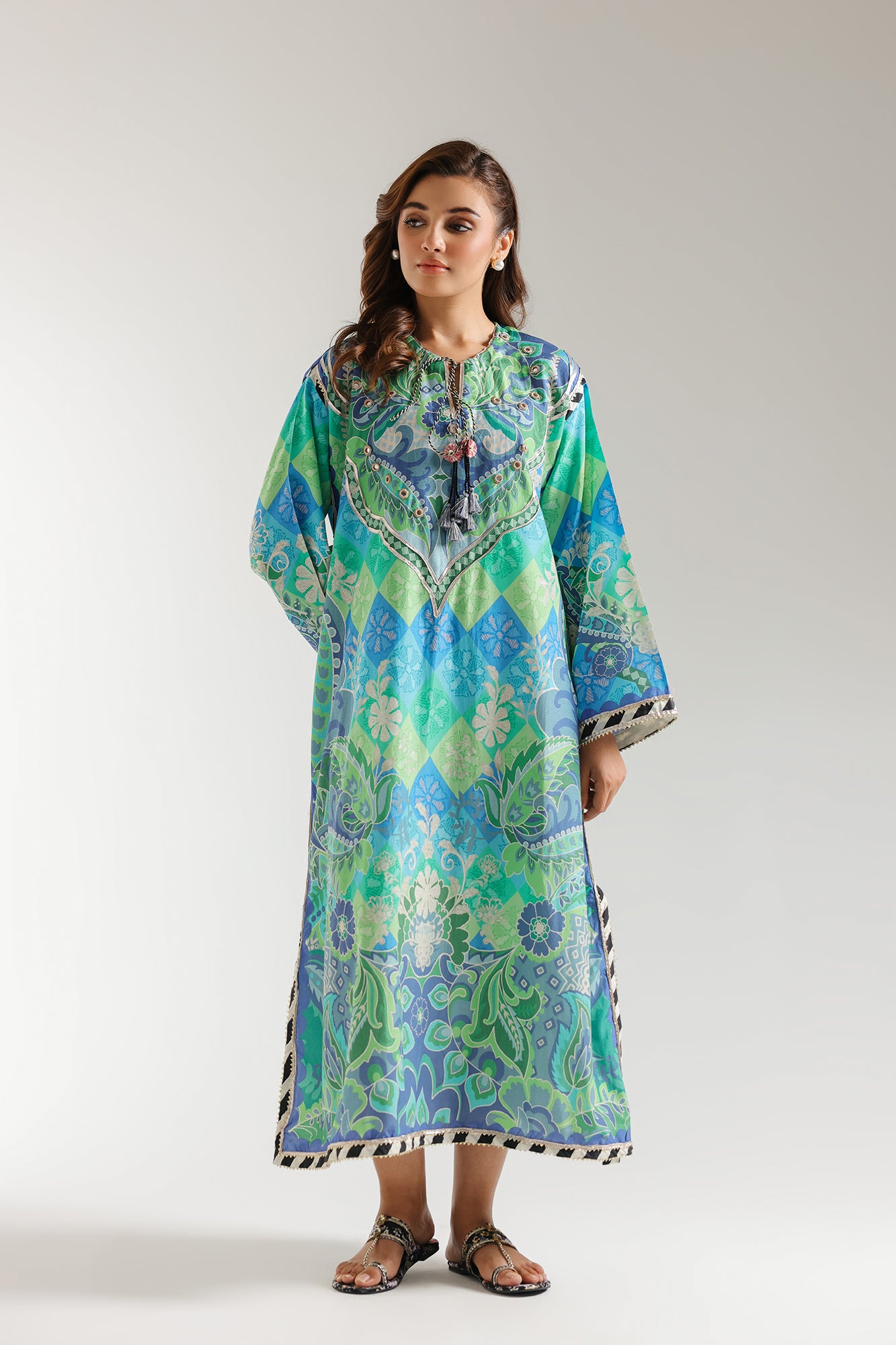 EMBROIDERED SHIRT (E3166/103/724)