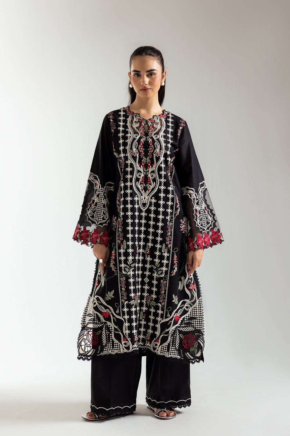 EMBROIDERED SUIT (E3181/103/902)