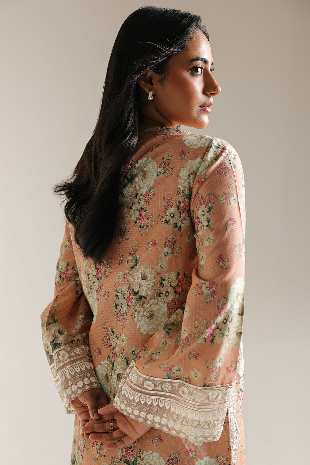 EMBROIDERED SUIT (E3336/103/215)