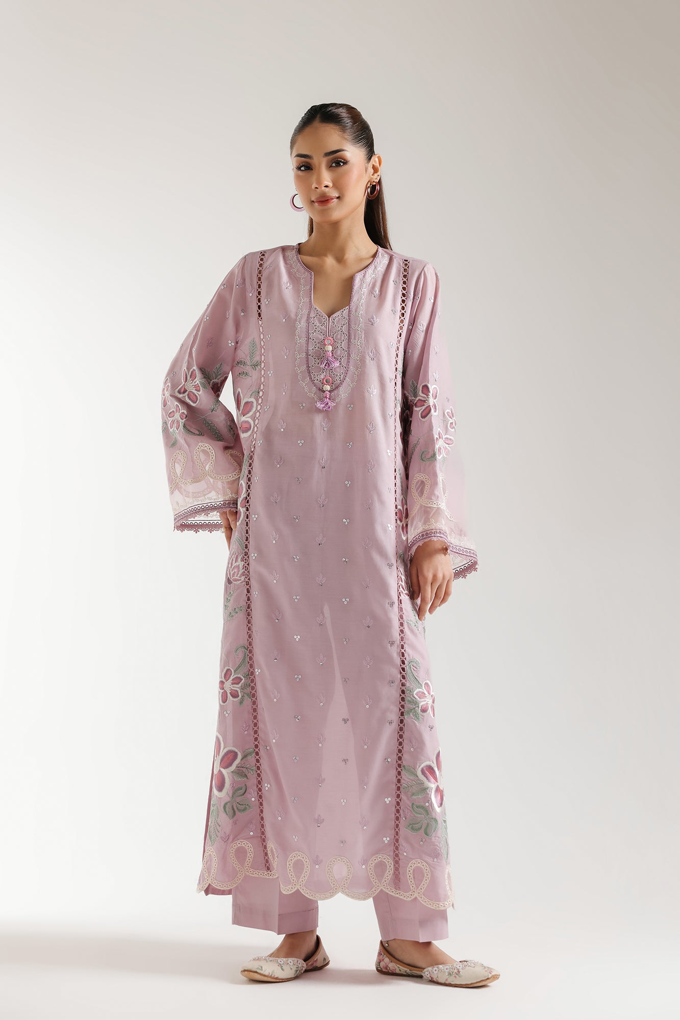 EMBROIDERED SUIT (E3355/103/413)