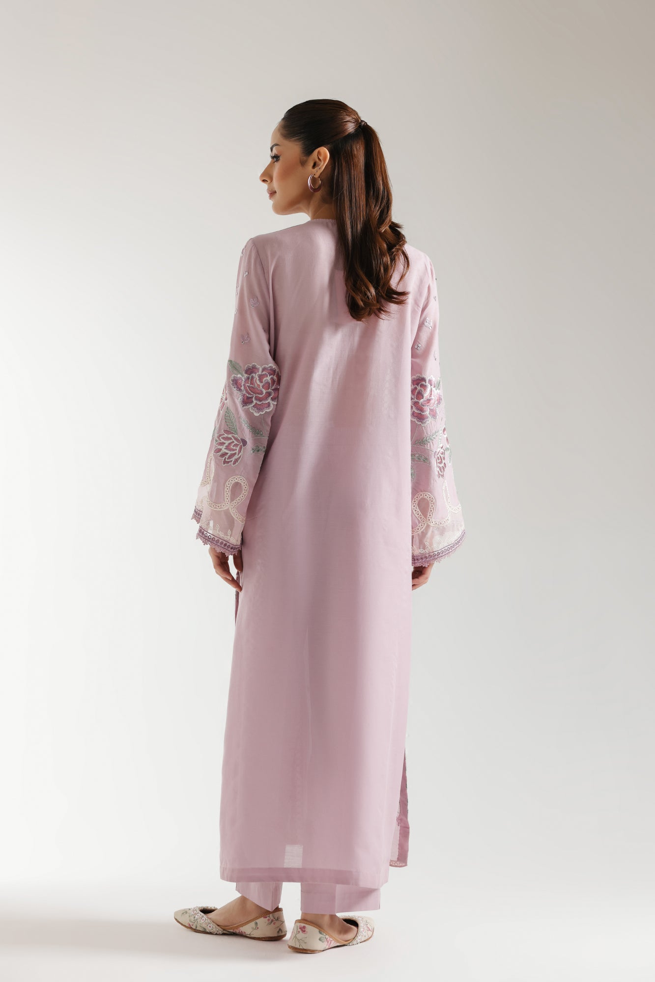 EMBROIDERED SUIT (E3355/103/413)