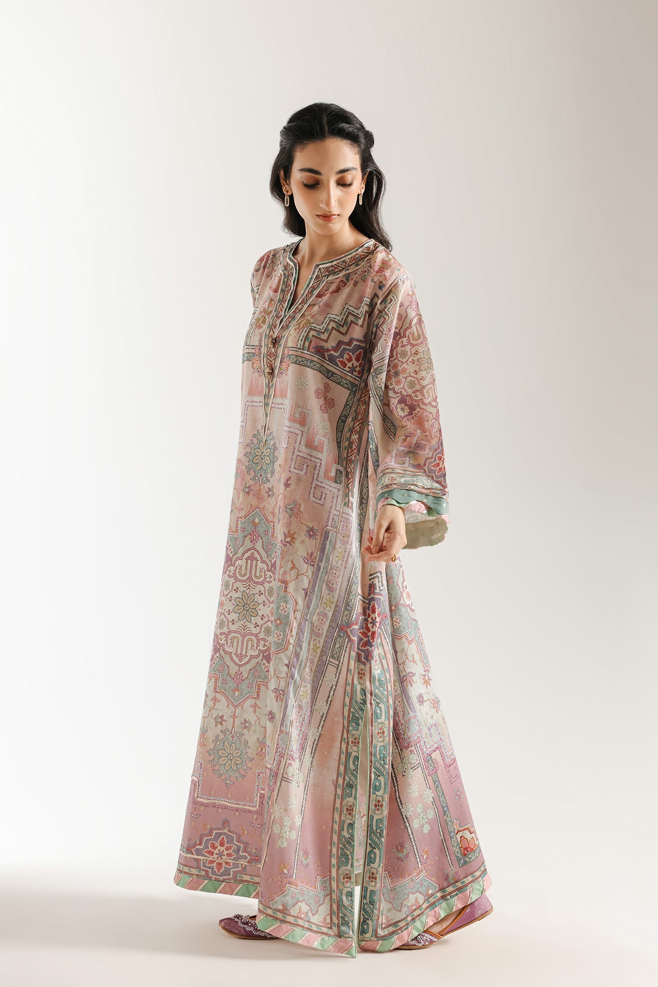 EMBROIDERED DRESS (E3482/103/515)