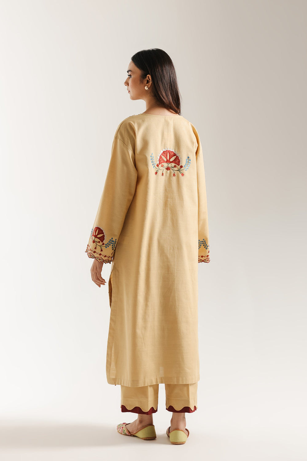 EMBROIDERED SUIT (E3608/103/114)