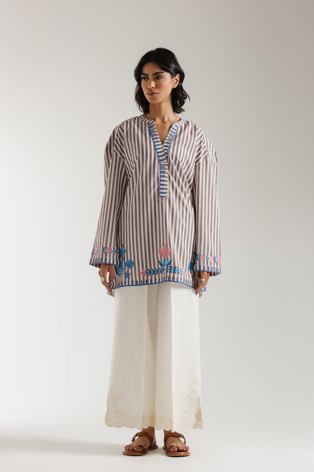 EMBROIDERED SHIRT (E5874/102/401)