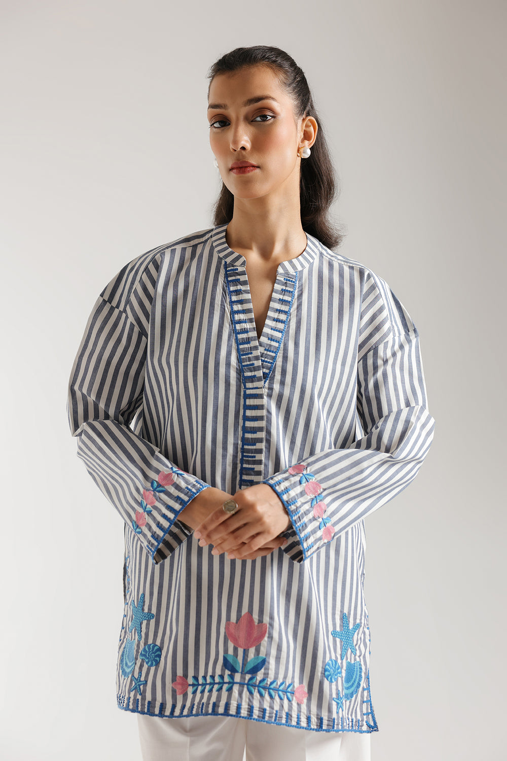 EMBROIDERED SHIRT (E5874/102/909)