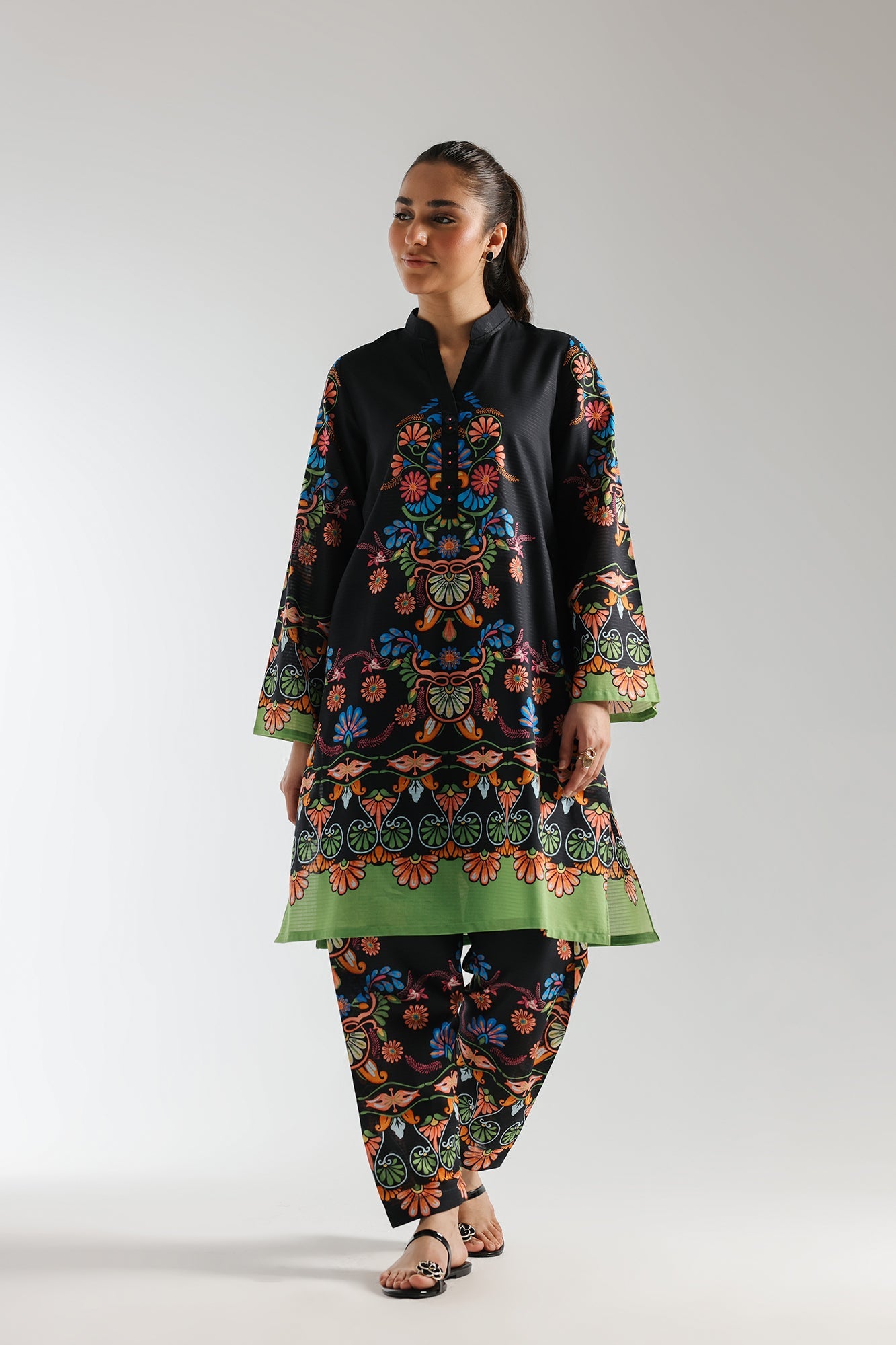 Ethnic | Spring Summer 25 | ES-10