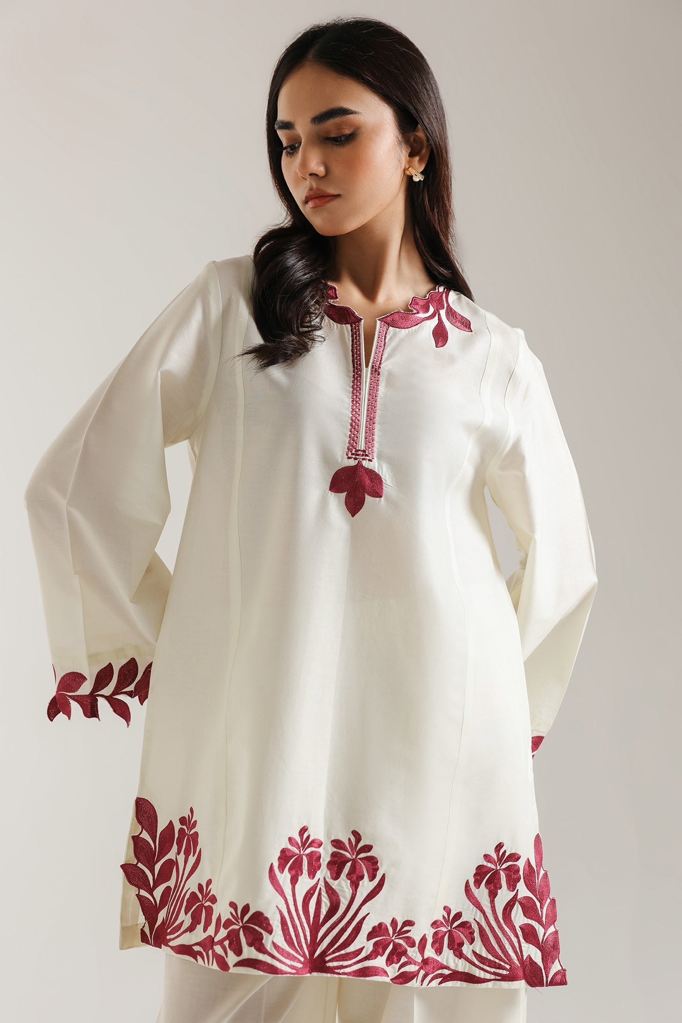 EMBROIDERED SUIT (E102/101/6105)