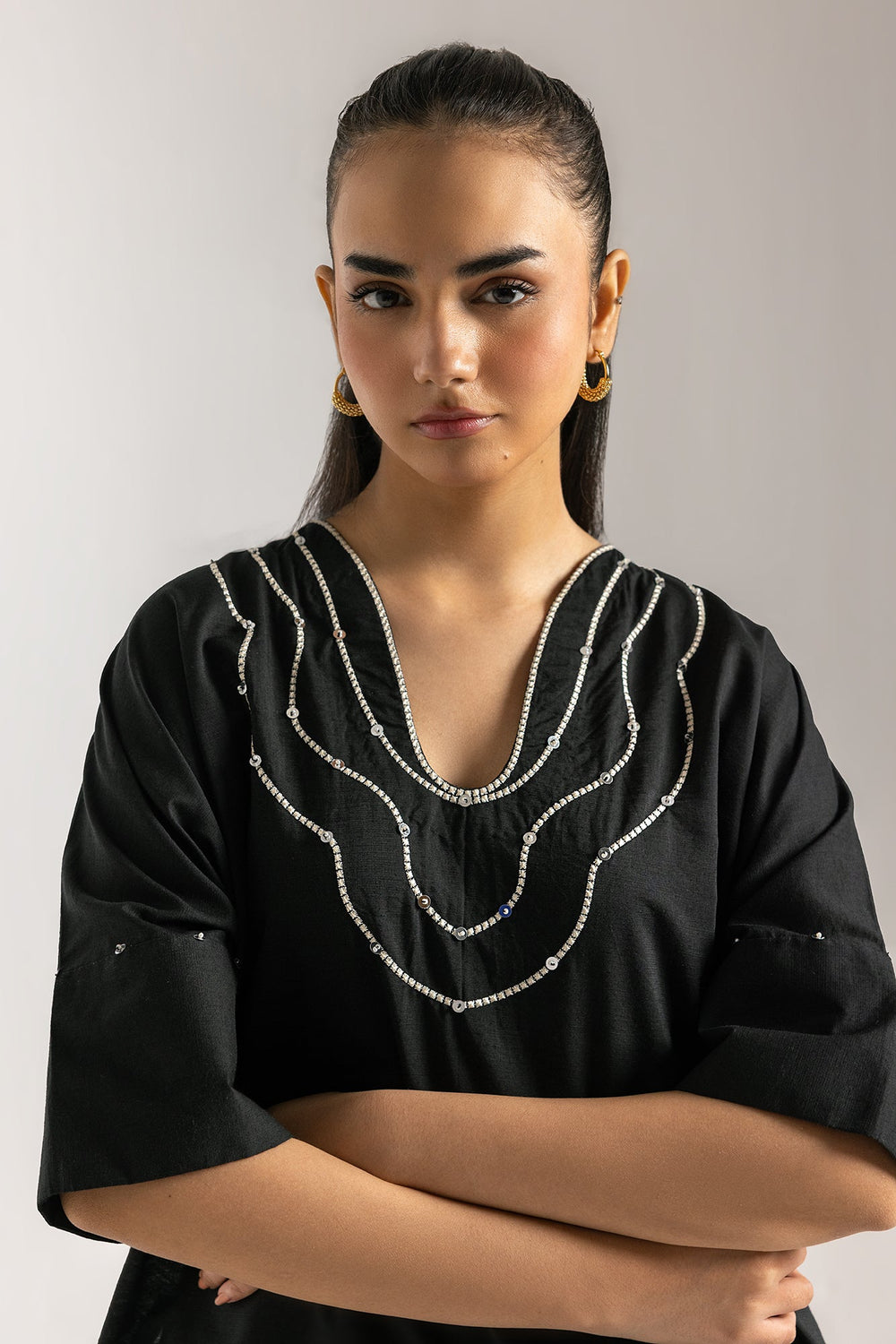 EMBROIDERED SUIT (E6183/102/902)