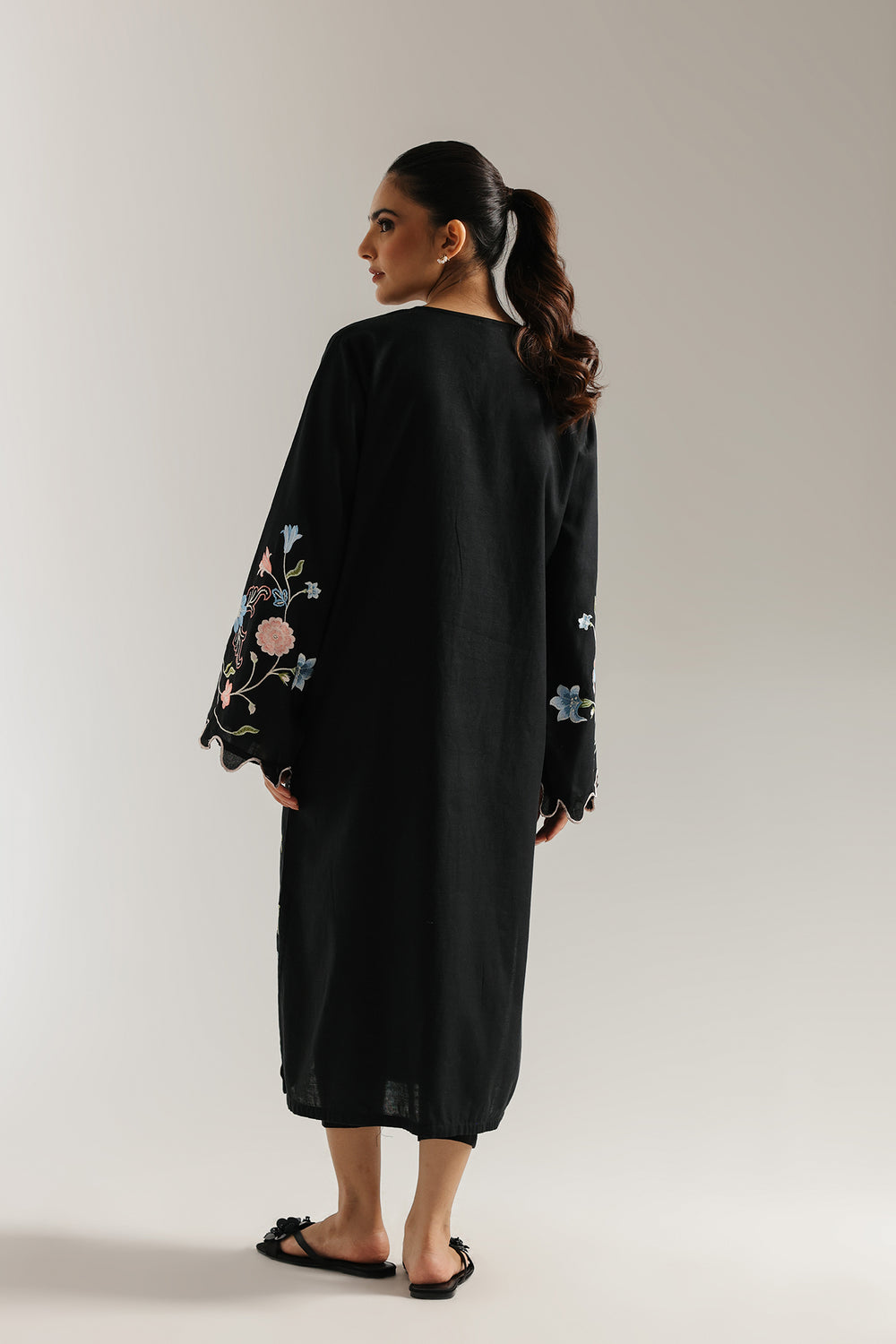 EMBROIDERED SHIRT (E6647/102/902)