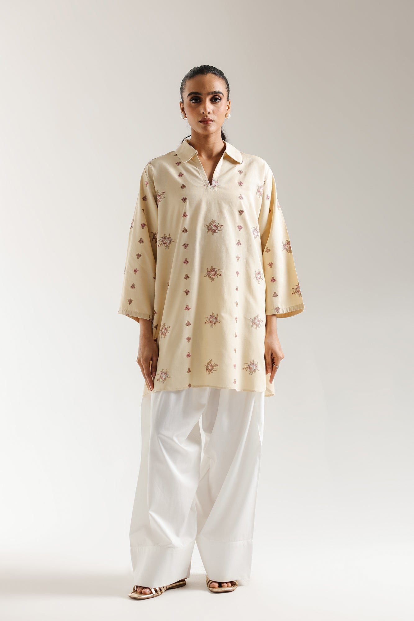 PRINTED KURTI (E6661/102/110)