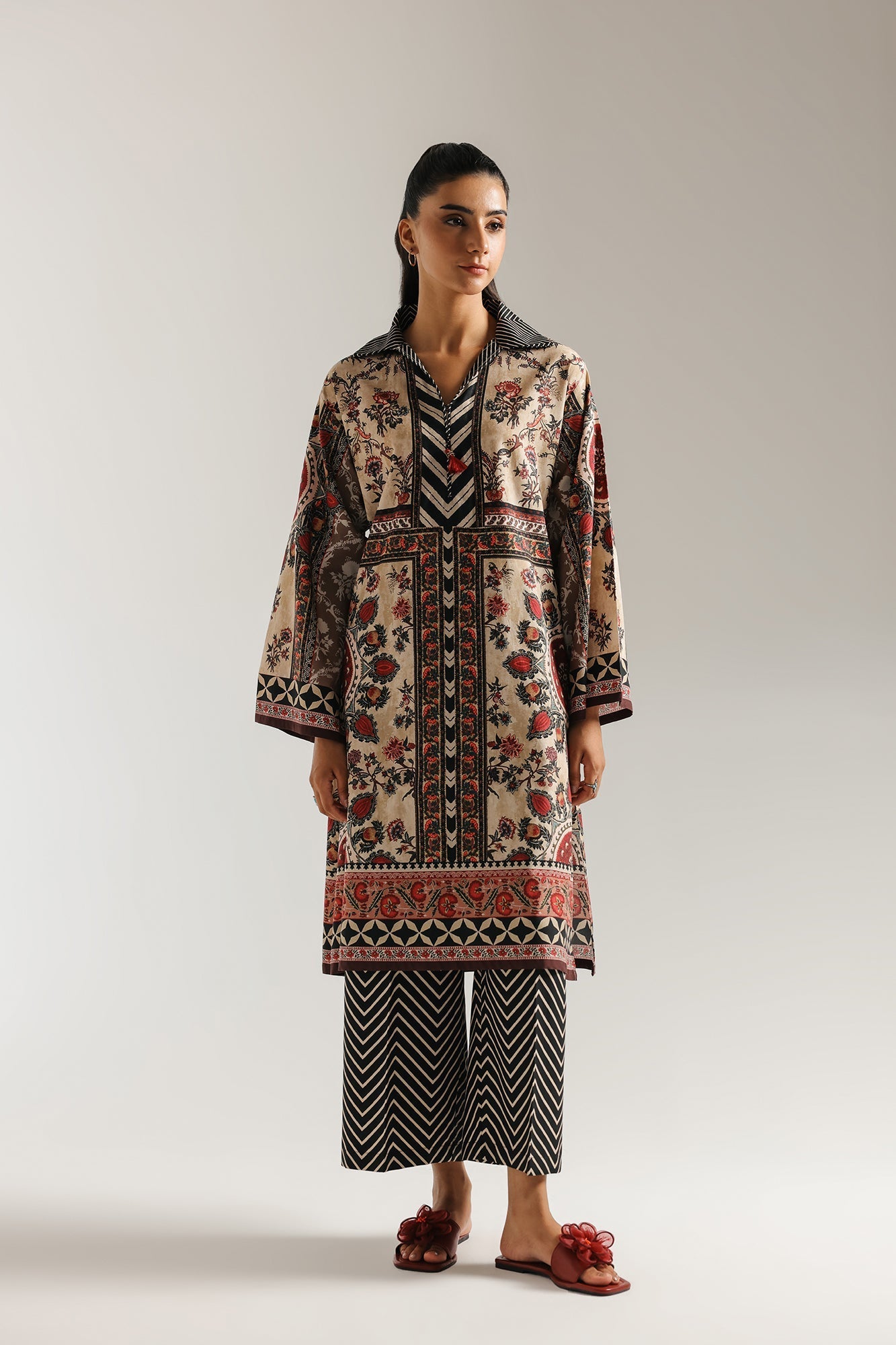 PRINTED SUIT (E7081/102/902)