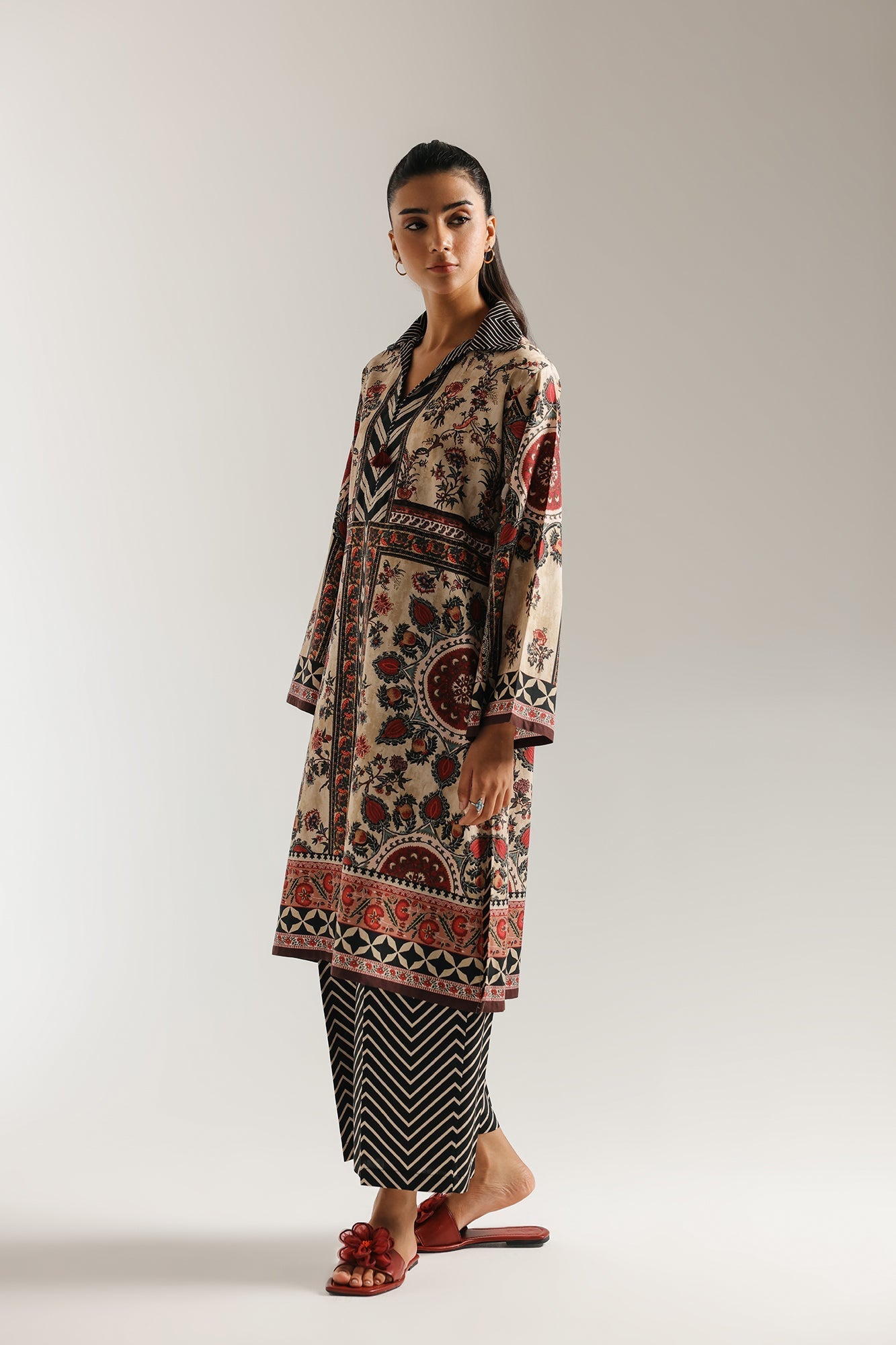 PRINTED SUIT (E7081/102/902)