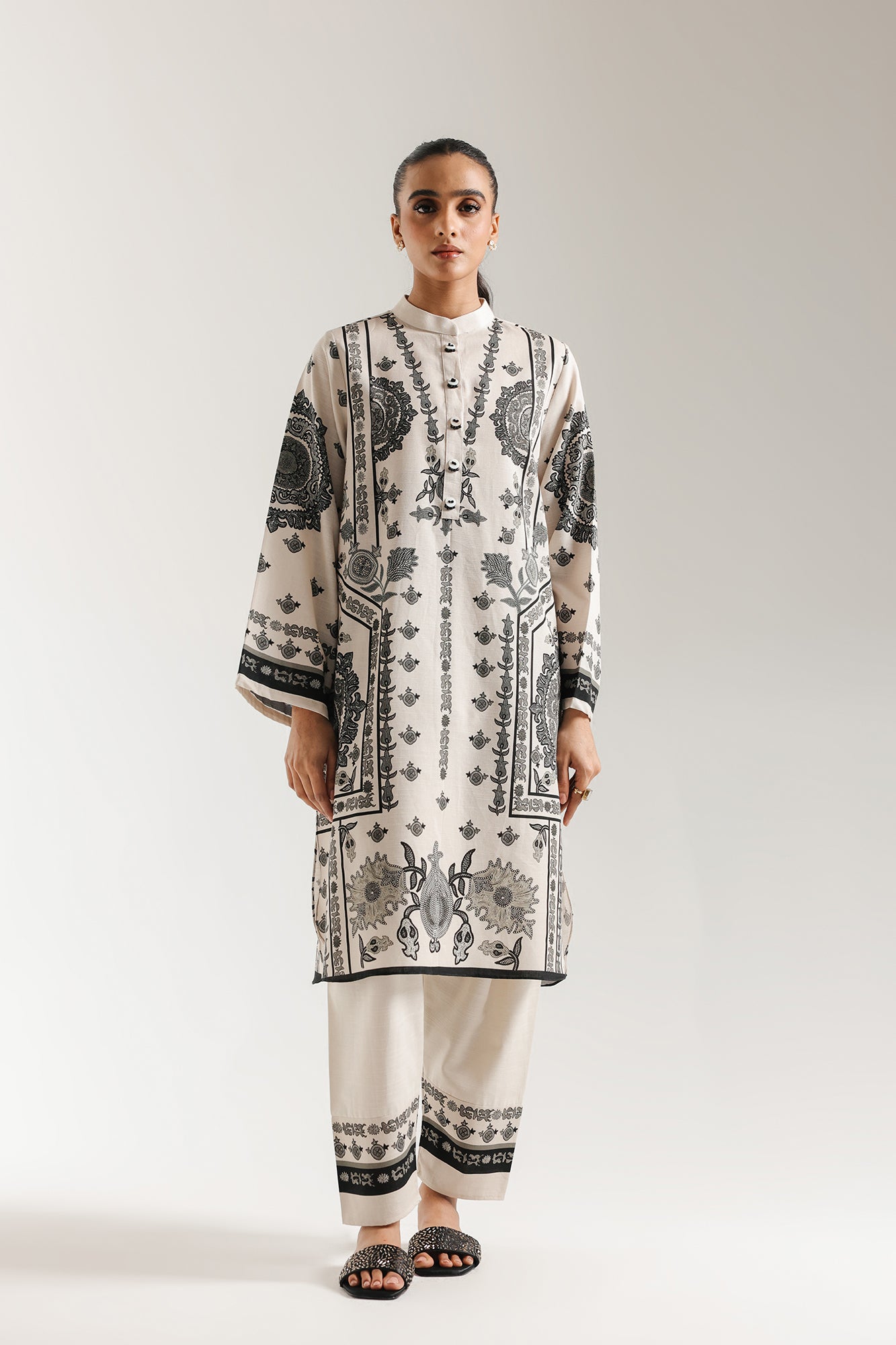 PRINTED SUIT (E7106/102/817)