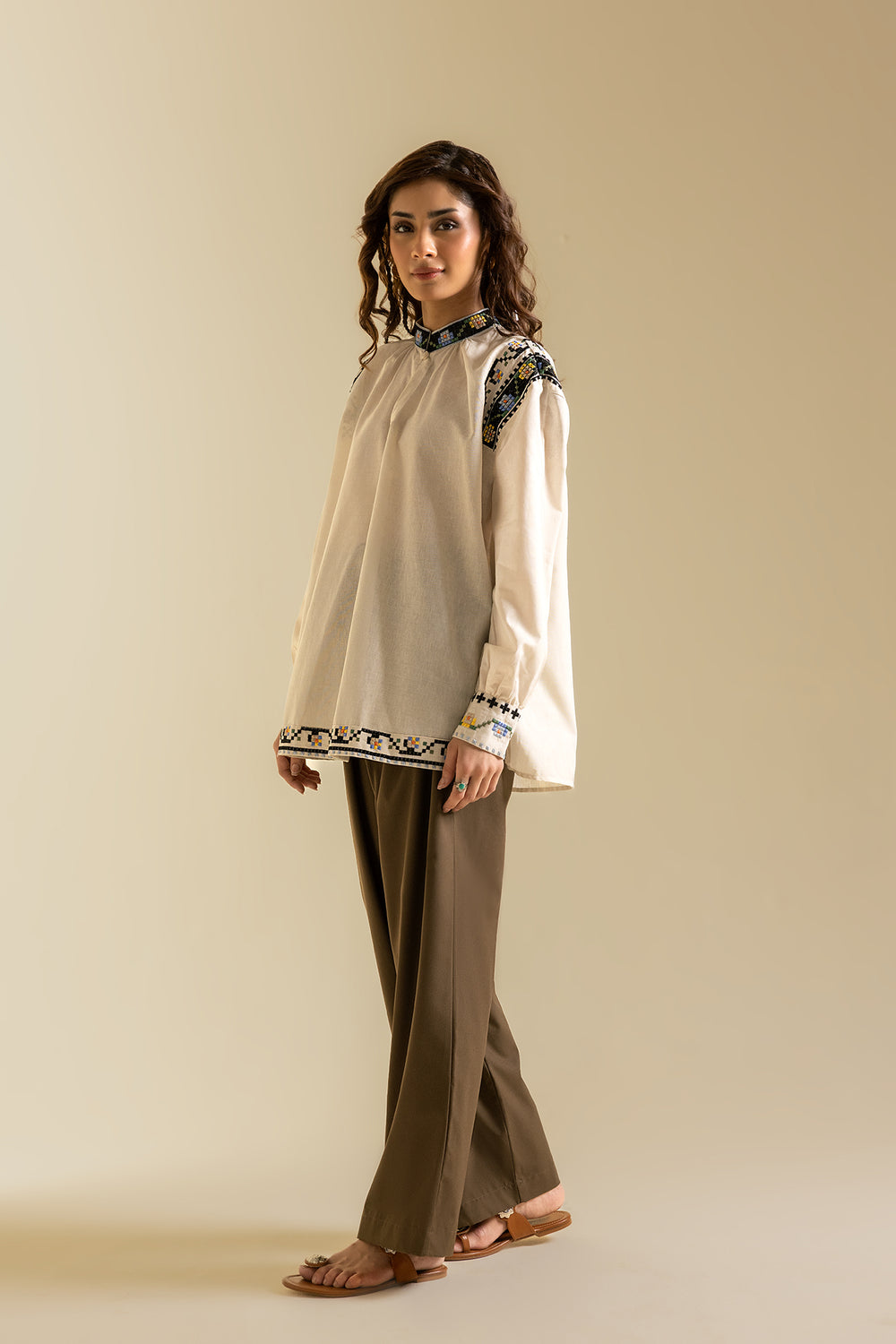 TOP (S2E0484/119/002)