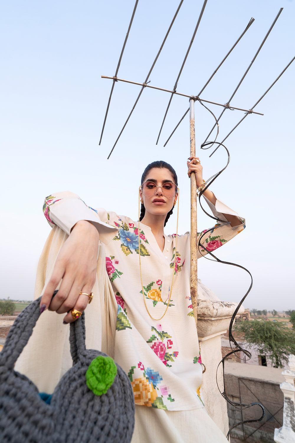 TOP (S2E0497/119/006)