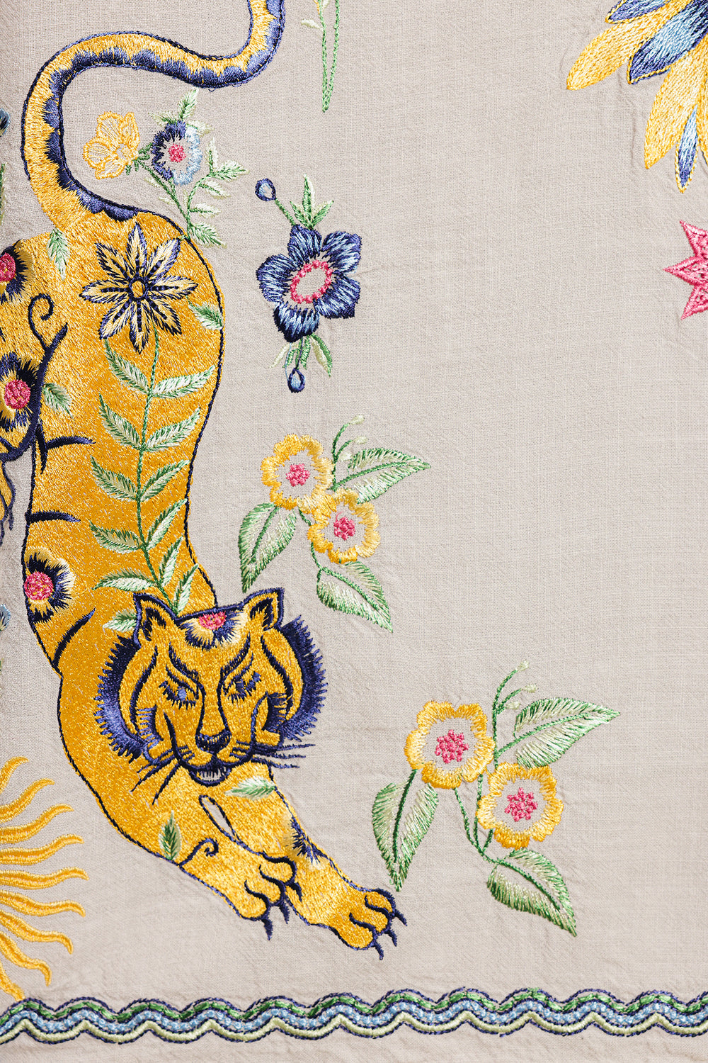 EMBROIDERED TOP (S3E119/912/0430)