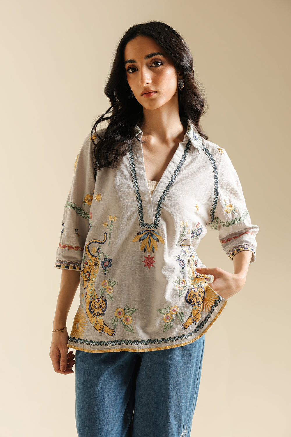 EMBROIDERED TOP (S3E119/912/0430)